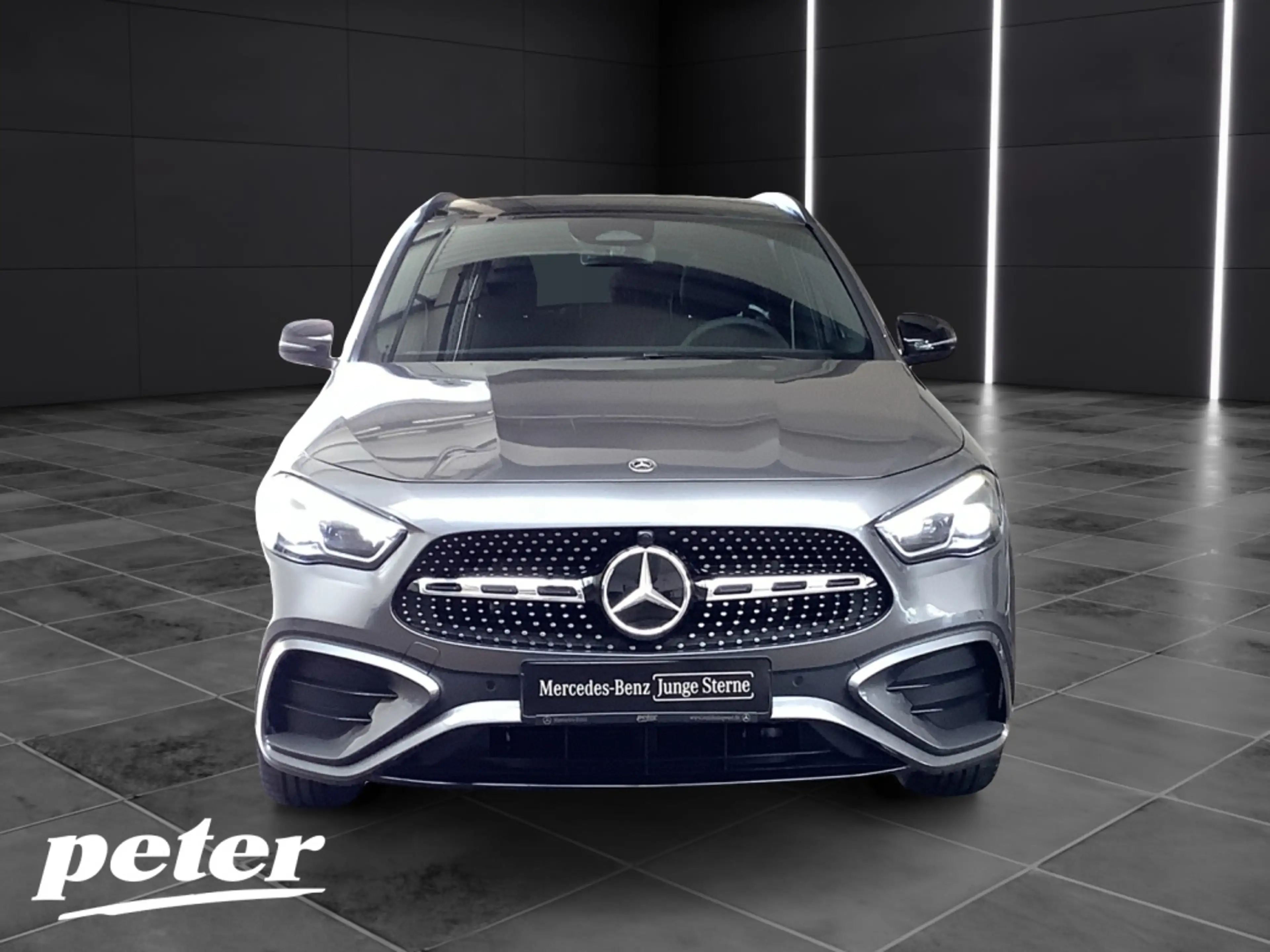 Mercedes-Benz GLA 200 AMG+20"+MBeam+Night+Ambiente+Fahrassist+ — photo 2