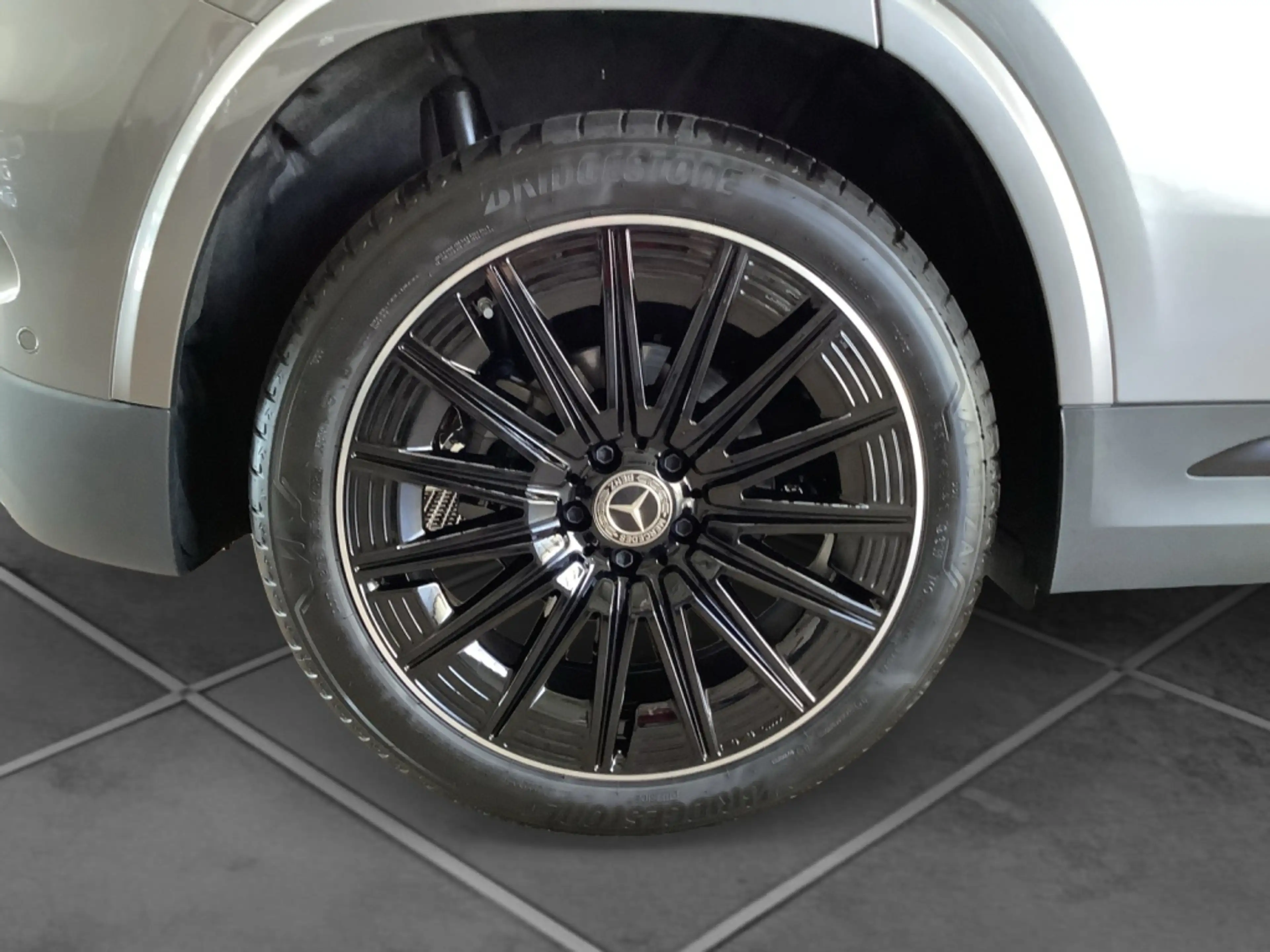 Mercedes-Benz GLA 200 AMG+20"+MBeam+Night+Ambiente+Fahrassist+ — photo 5