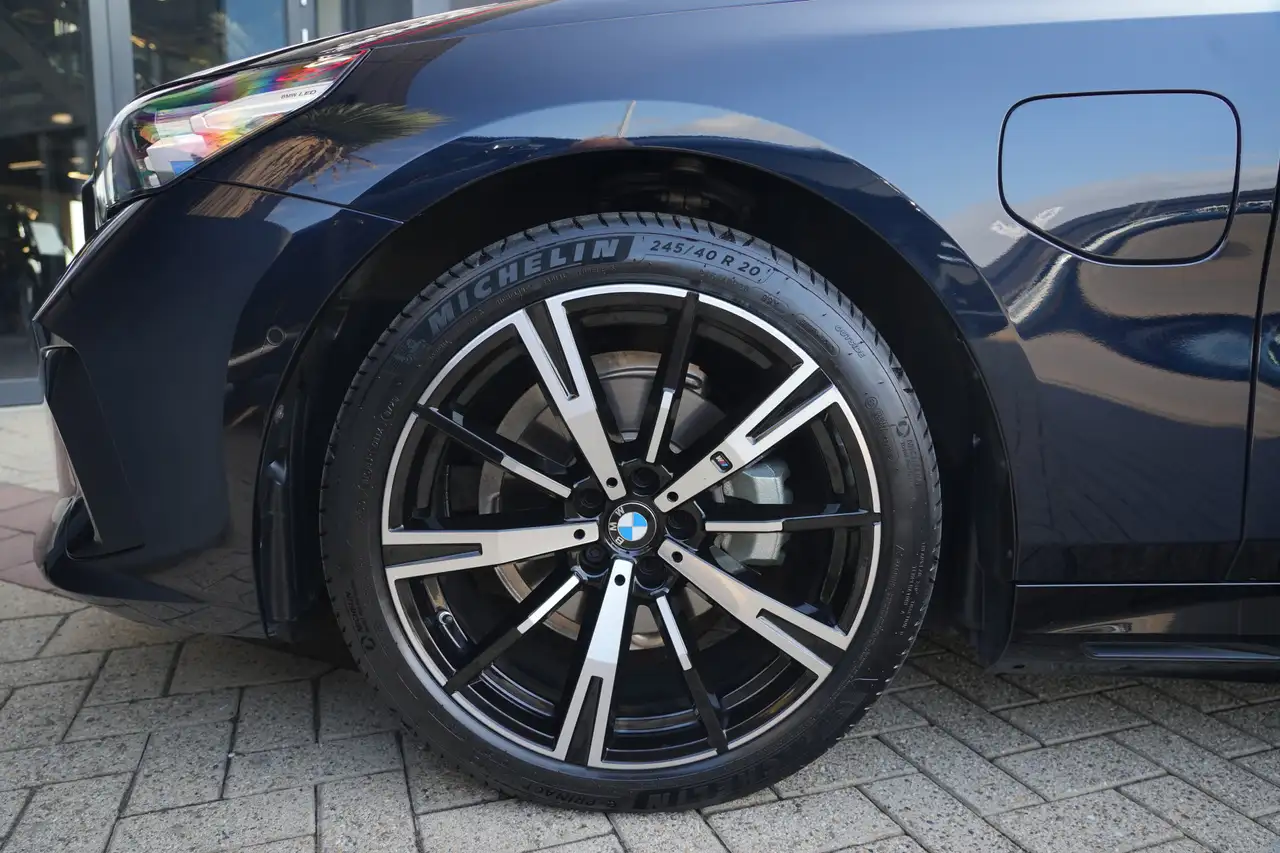 BMW 530 5-serie Touring 530e M Sport 300PK Pano Harm, миниатюра 6
