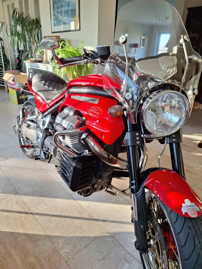 Moto Guzzi Griso 1100 Rood - 1