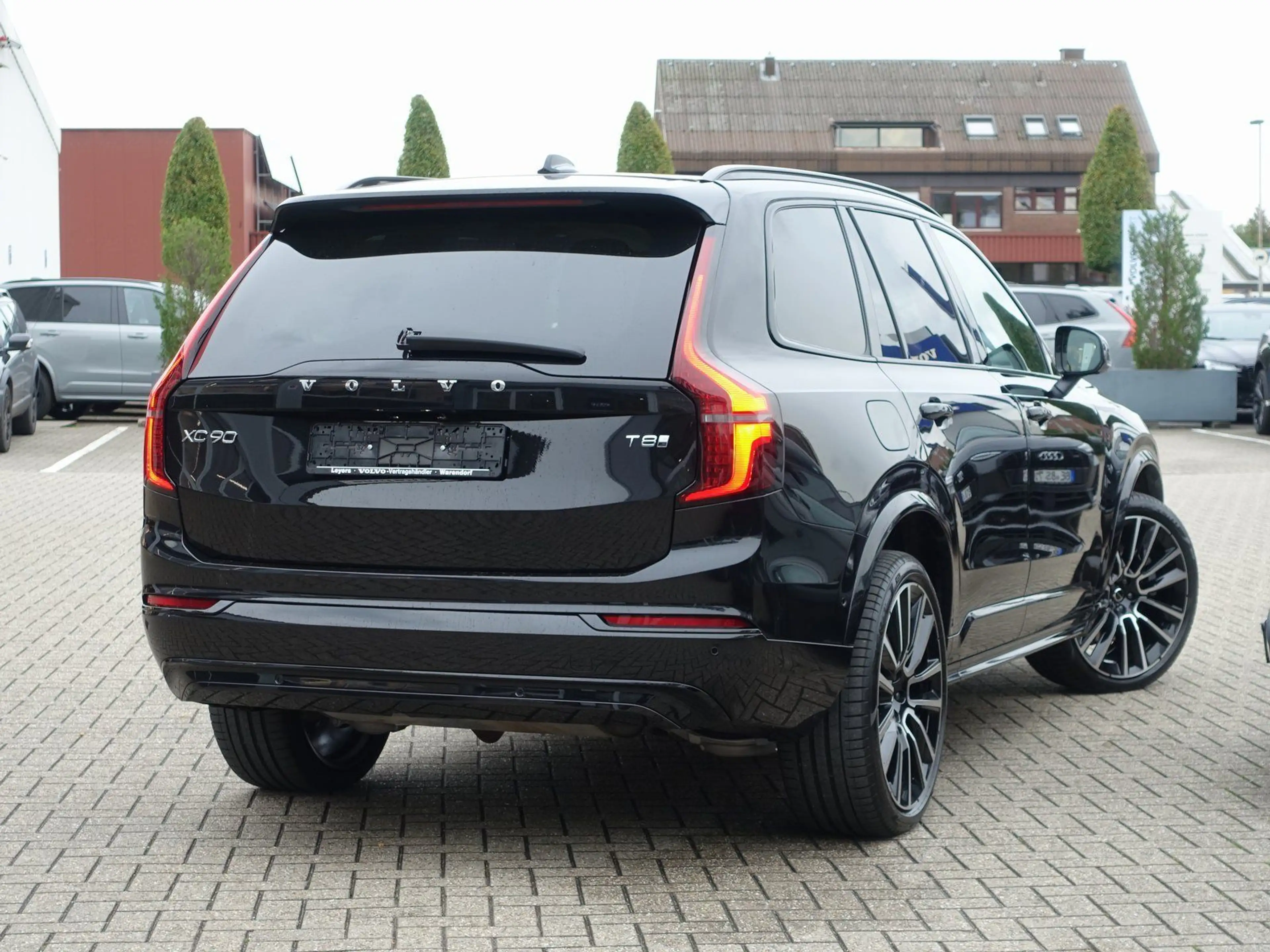 Volvo XC90 Ultra T8 AWD Plug-in Hybrid/B&W/FourC/Pano — photo 2