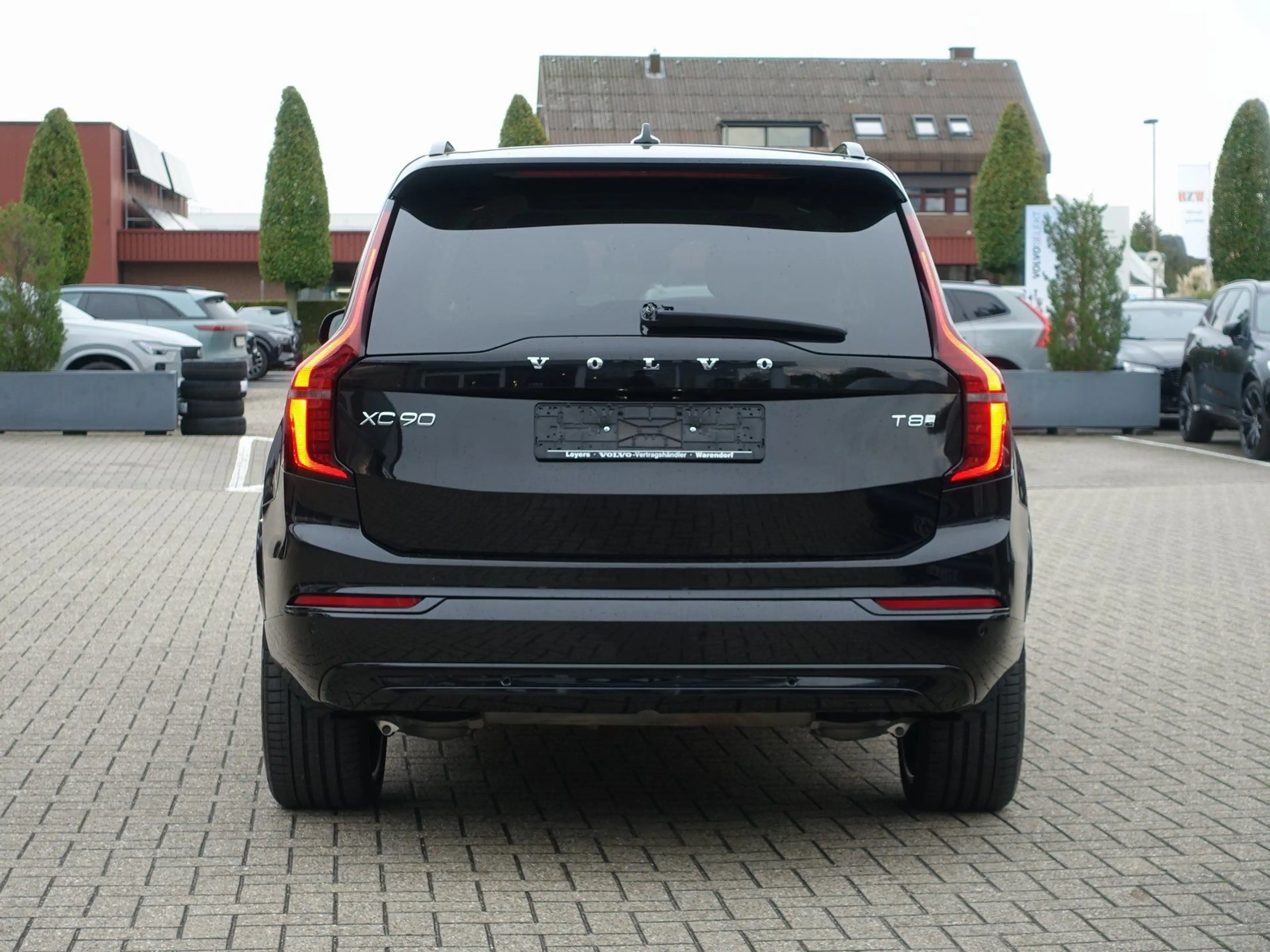Volvo XC90 Ultra T8 AWD Plug-in Hybrid/B&W/FourC/Pano — photo 6