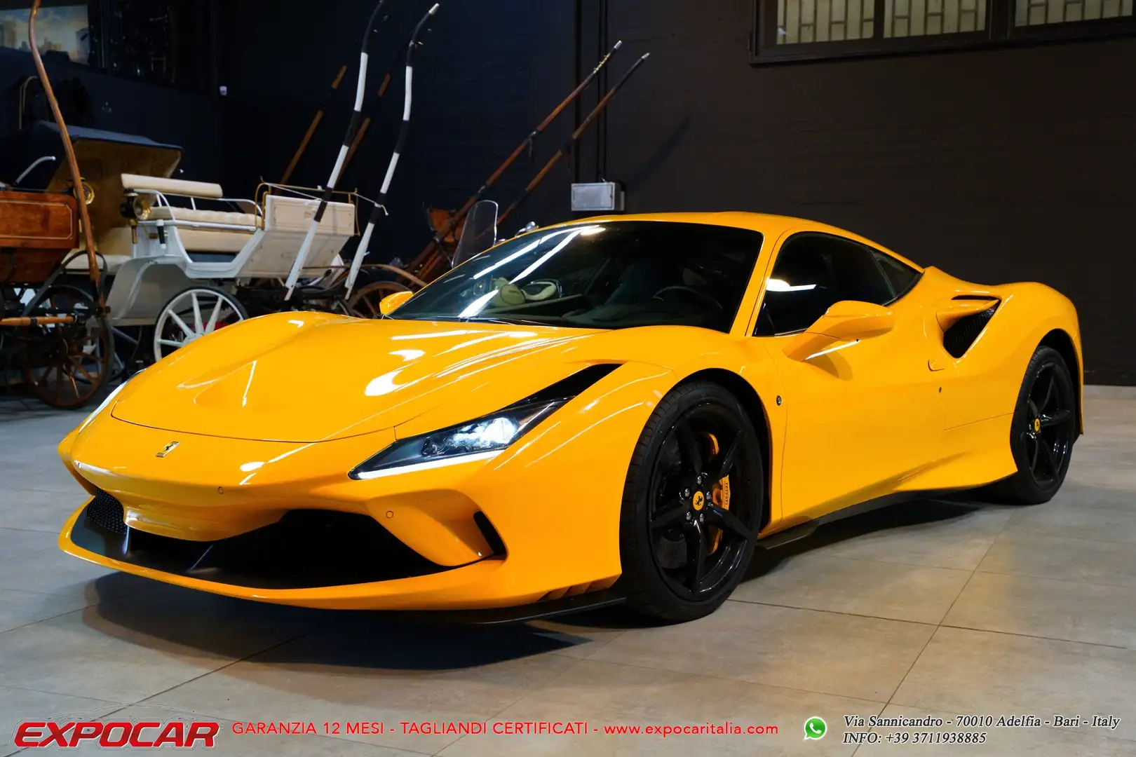 Ferrari F8 Tributo F8 Tributo Coupe 3.9 Giallo - 2