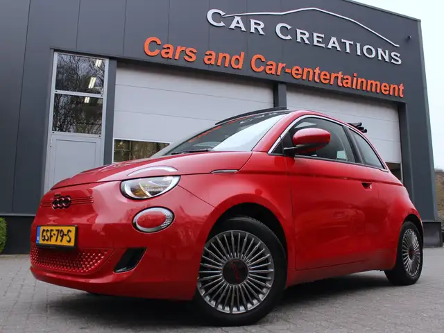 Fiat 500e Red Edition 42 kWh LED / Carplay