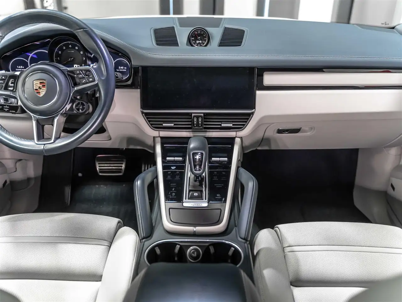 Porsche Cayenne снимка Porsche Cayenne