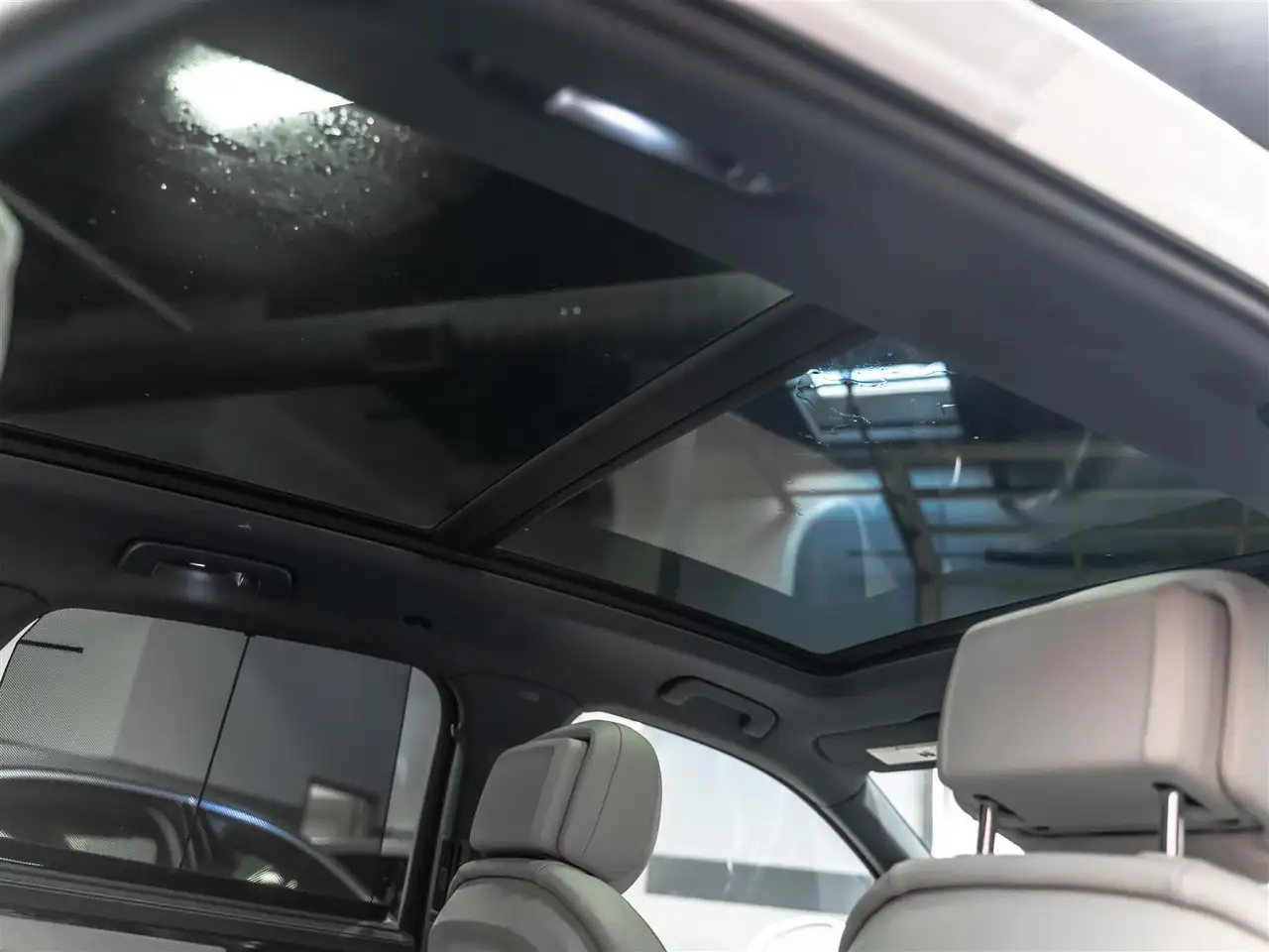 Porsche Cayenne снимка Porsche Cayenne