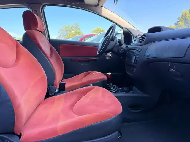 Citroen C2 view 13
