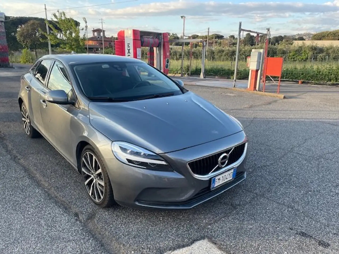 Volvo V40 V40  2.0 d2 Kinetic geartronic motore cambiato Grey - 1
