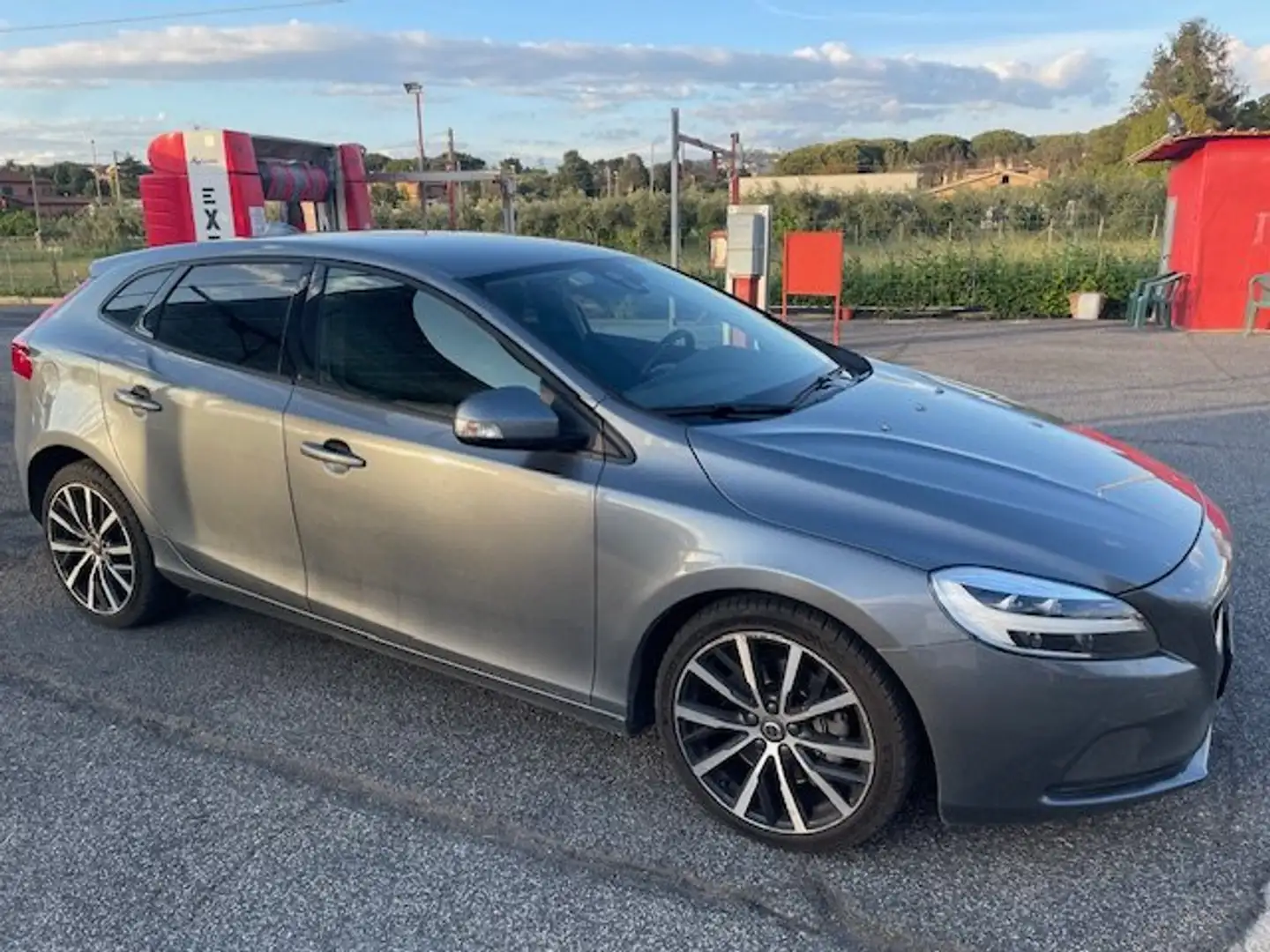 Volvo V40 V40  2.0 d2 Kinetic geartronic motore cambiato Grey - 2