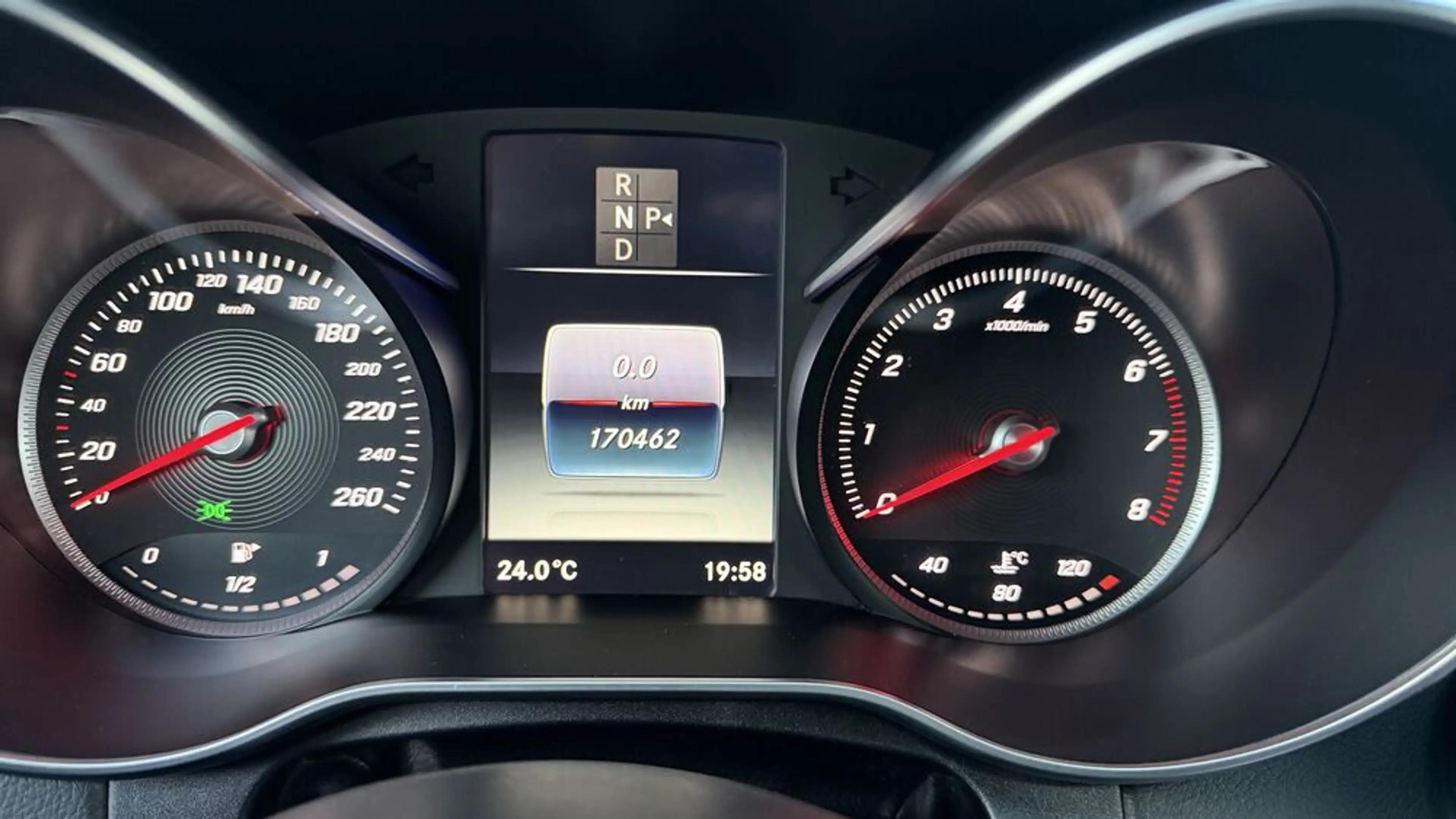 Mercedes-Benz C 180 AMG PAKET *Serviceheft gepf*NightPAKET* — photo 13