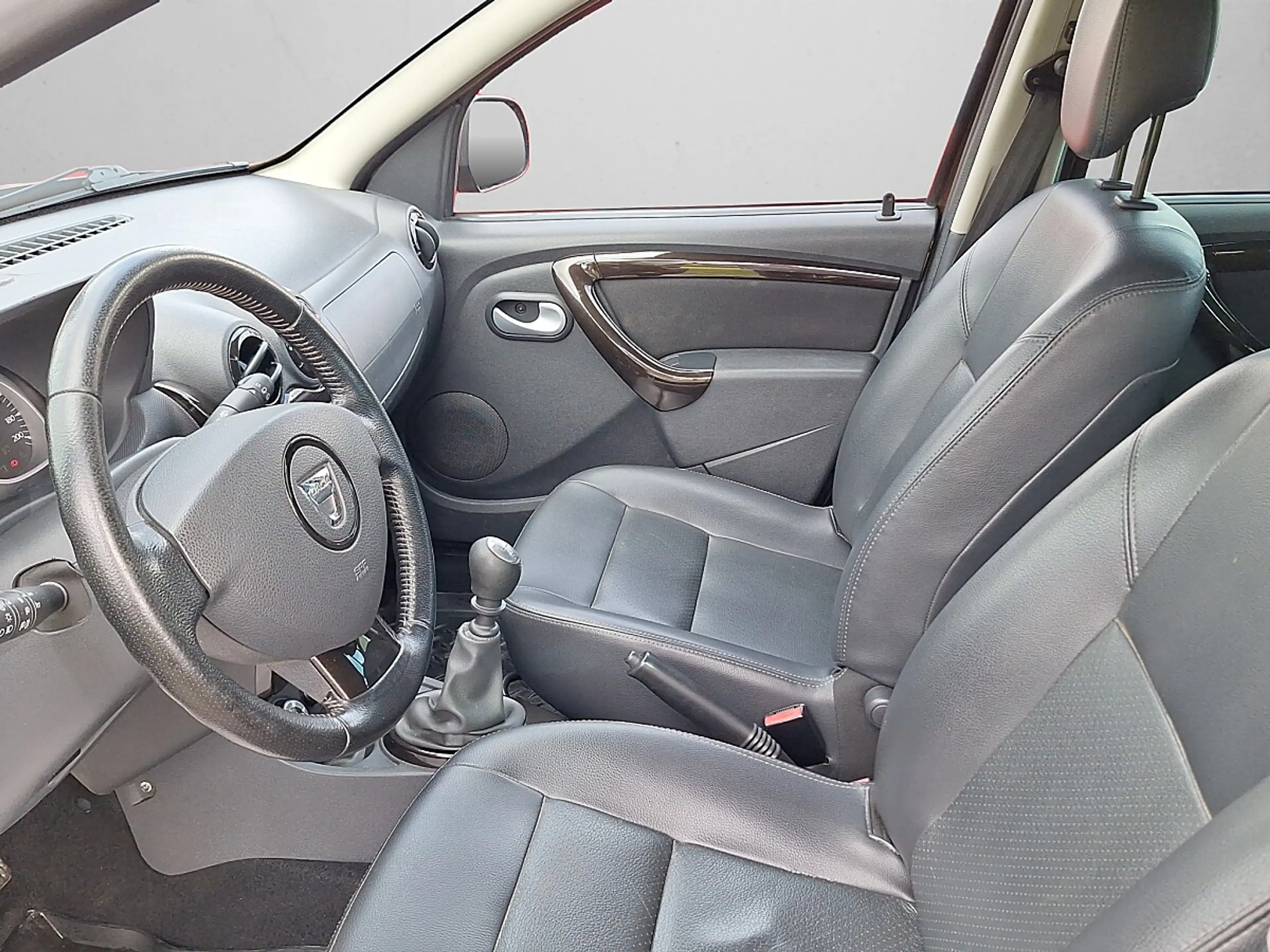 Dacia Duster Experience dCi 110 — photo 9