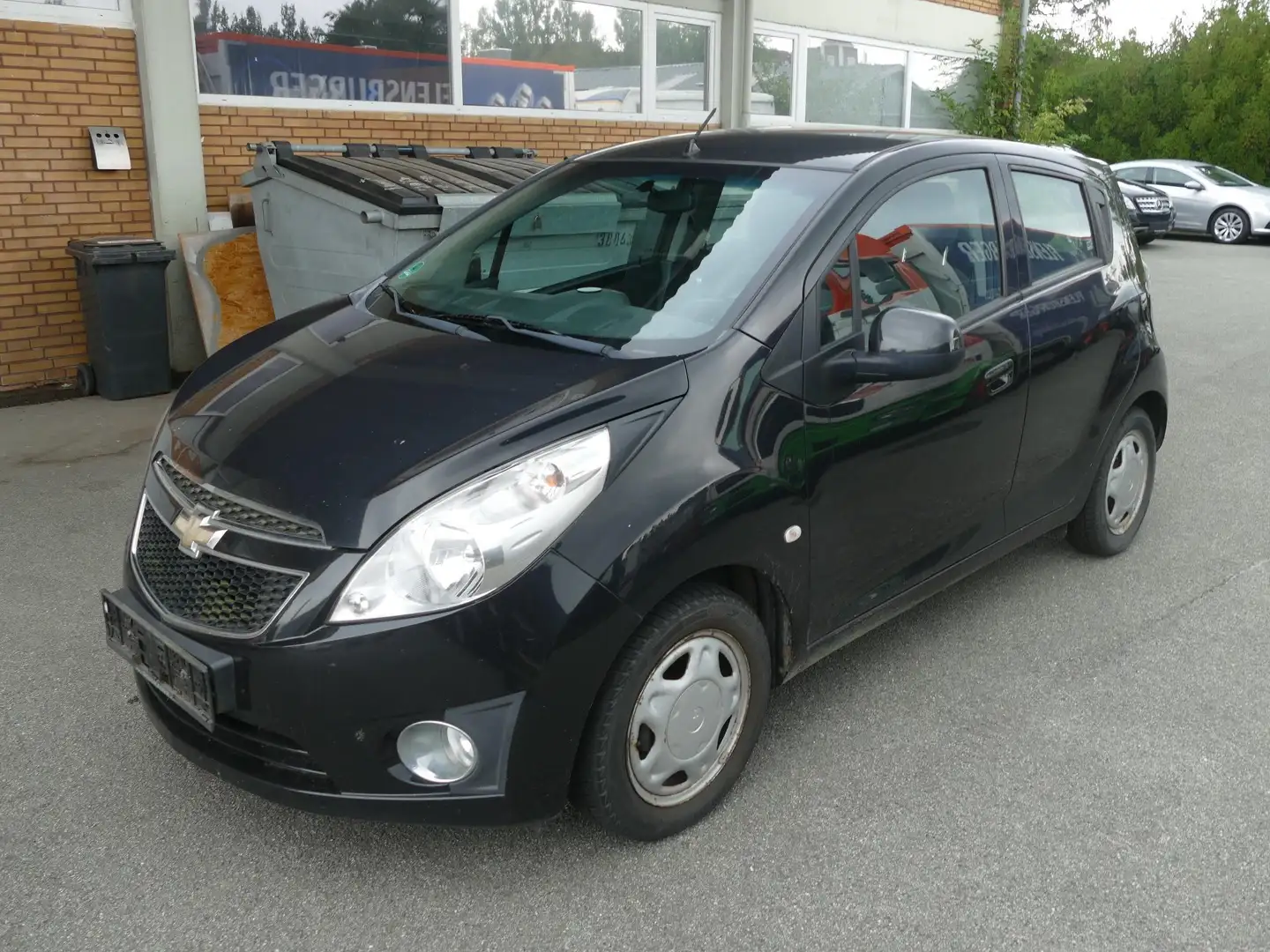 Chevrolet Spark Spark 1.0 LS Benzin Gas Klima Radio HU/AU 04/2026 Schwarz - 1