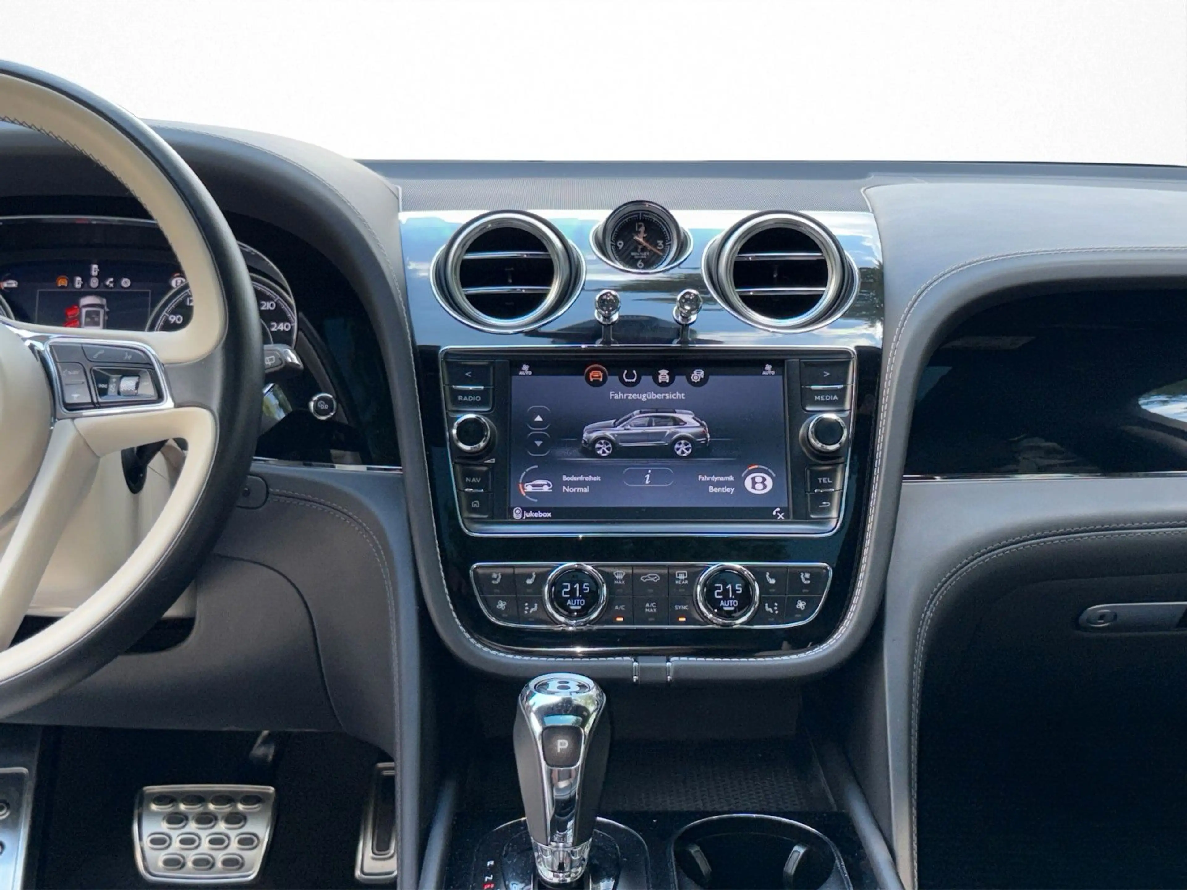Bentley Bentayga W12 - 7-Sitzer; TV;  Fond Entertainment — photo 14