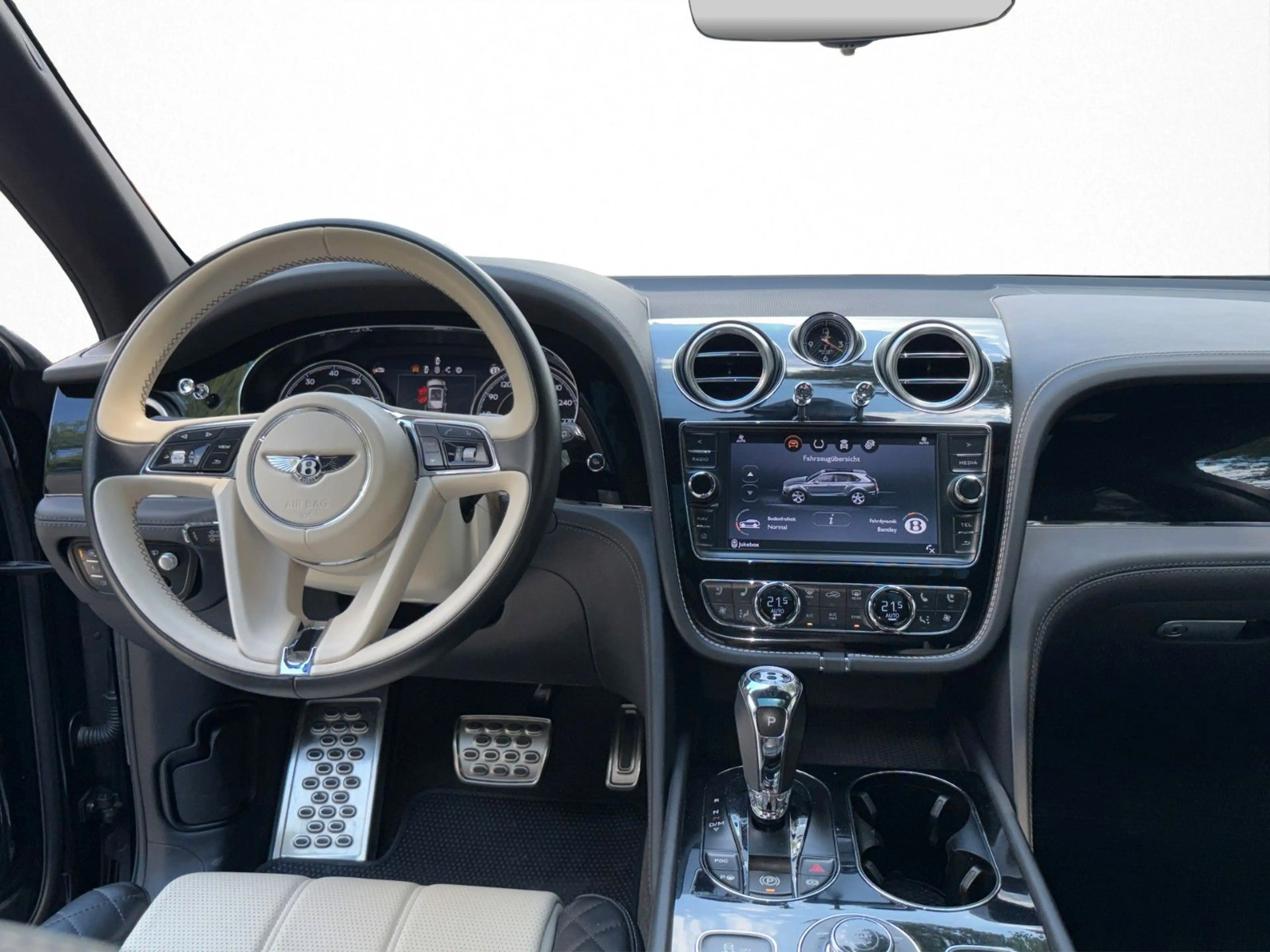 Bentley Bentayga W12 - 7-Sitzer; TV;  Fond Entertainment — photo 11