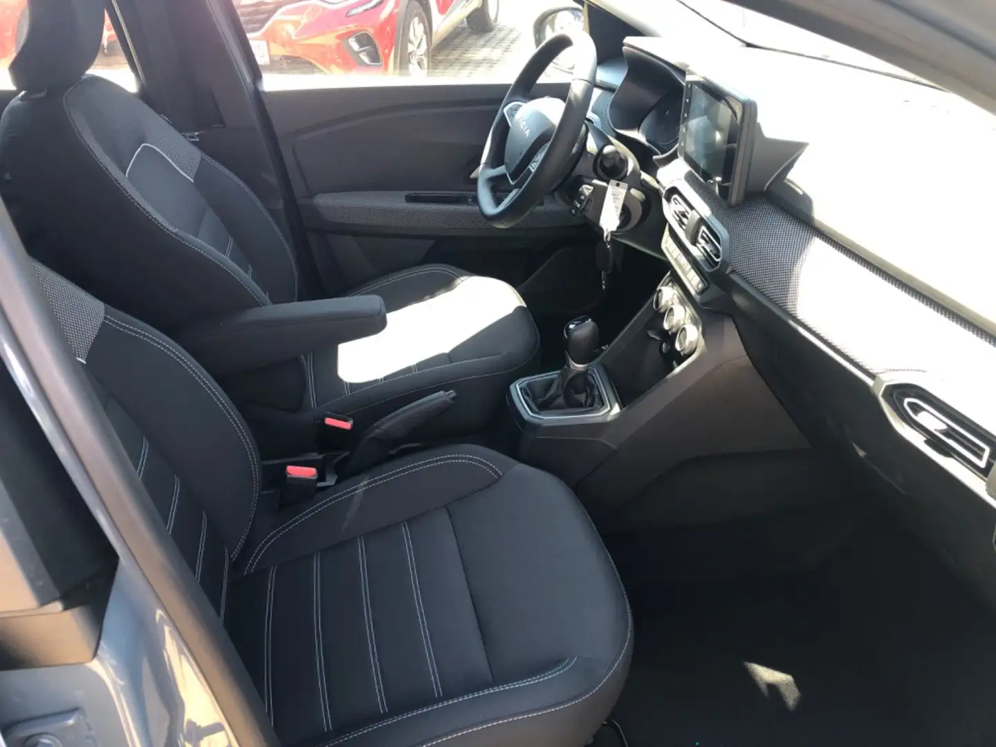 Dacia Sandero III Expression TCe 90 CVT Grau - 2