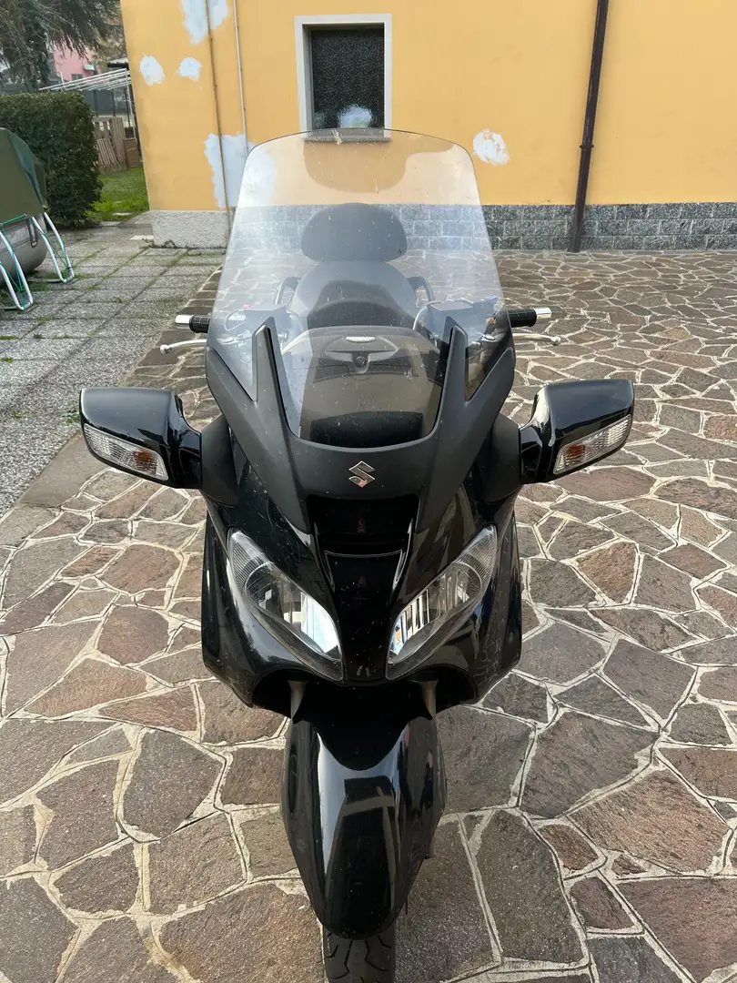 Suzuki Burgman 650 Executive ABS Nero - 1