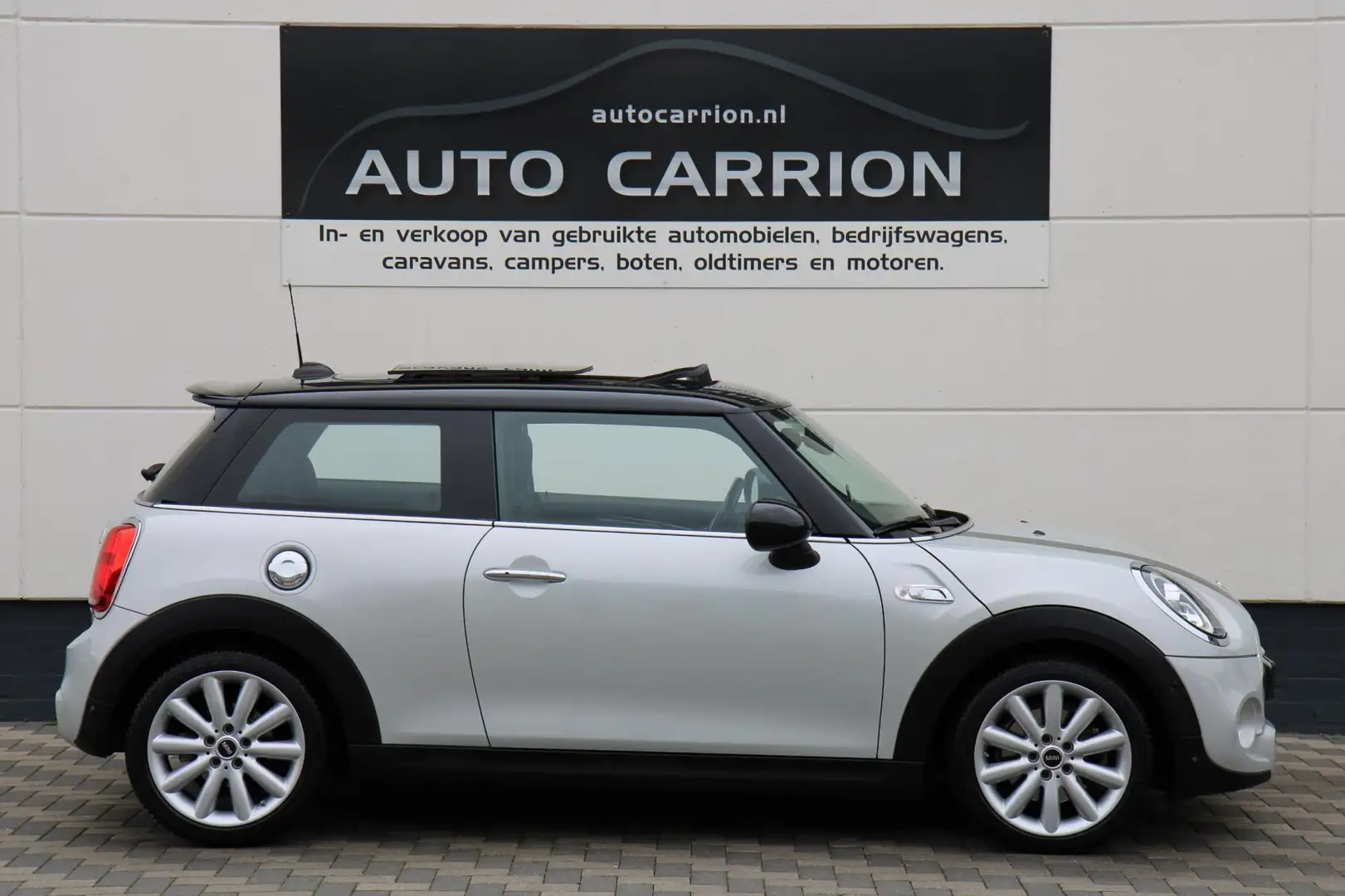 MINI Cooper S Mini 2.0 192PK Pano HUD LED Union Jack BTW !!! Zilver - 2