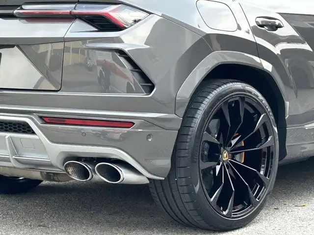 Lamborghini Urus AWD Aut*KERAMIK*B&O*MASSAGE*PANO*HUD*GARANTIE Ansicht 41
