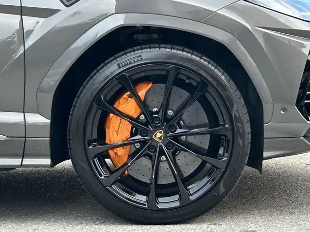 Lamborghini Urus AWD Aut*KERAMIK*B&O*MASSAGE*PANO*HUD*GARANTIE Ansicht 39