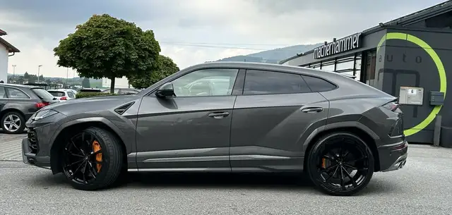 Lamborghini Urus AWD Aut*KERAMIK*B&O*MASSAGE*PANO*HUD*GARANTIE Ansicht 3