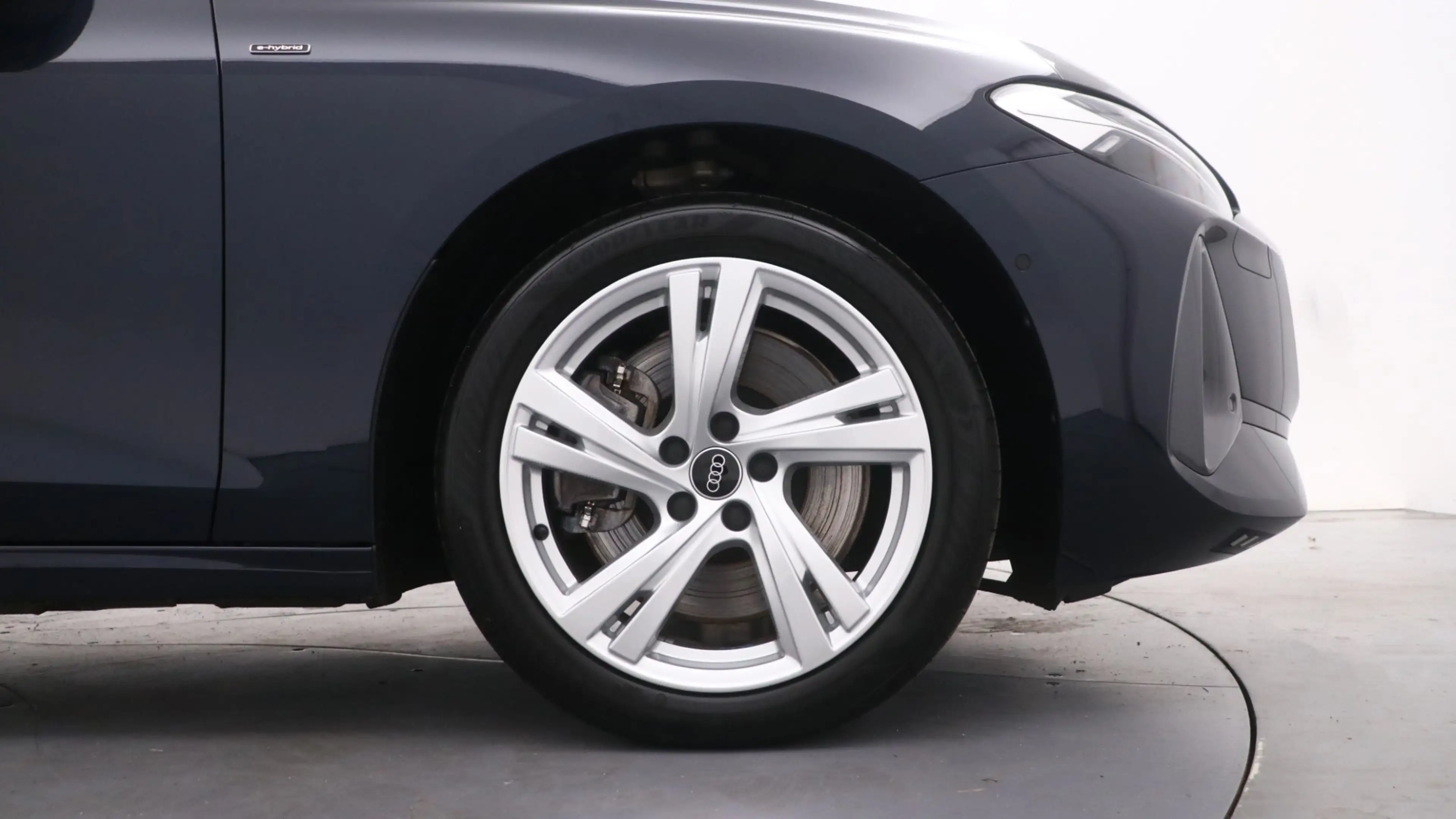 Audi A5 Avant 2.0 e-hybrid quattro Advanced edition | Tech — photo 14