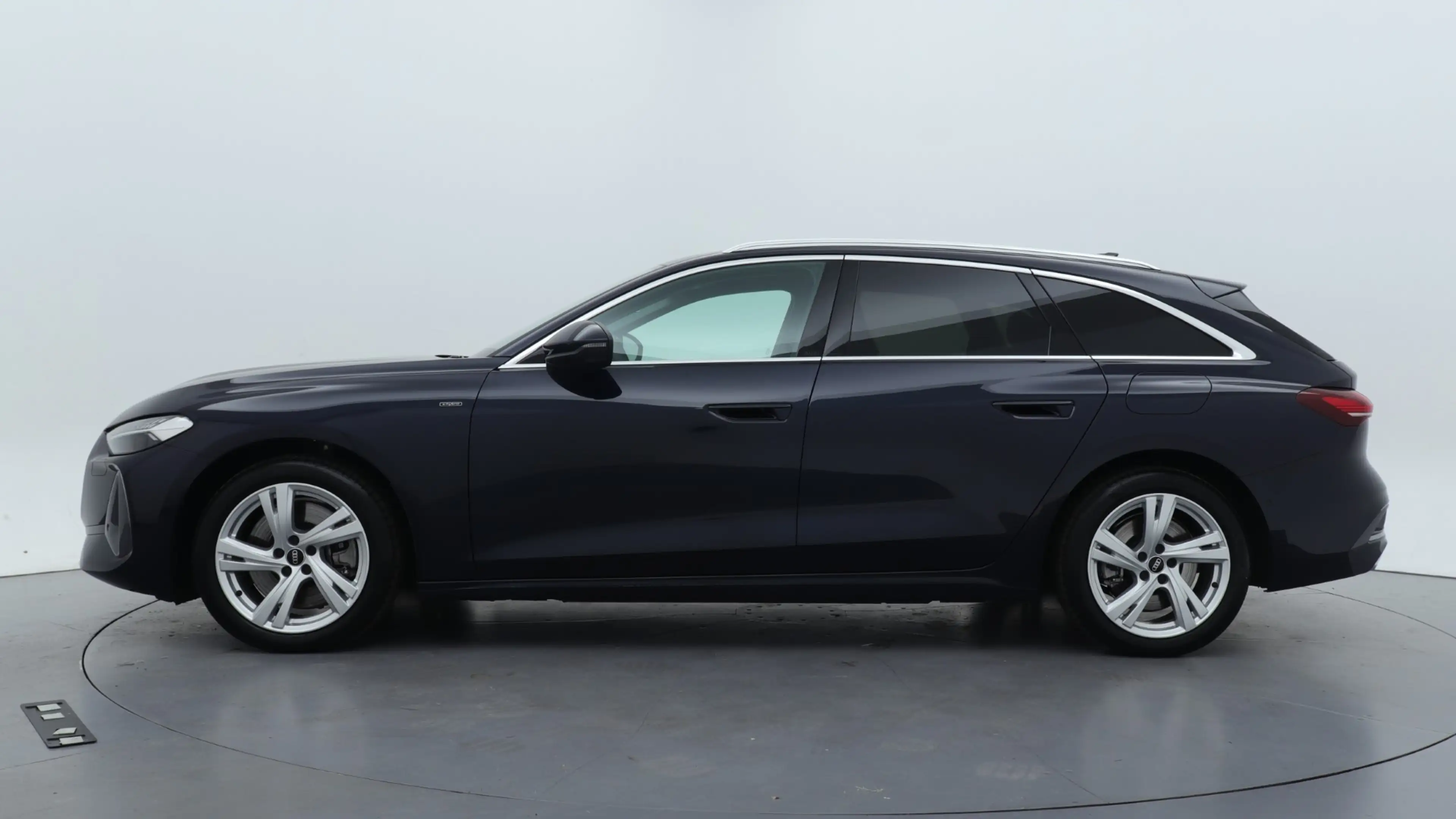 Audi A5 Avant 2.0 e-hybrid quattro Advanced edition | Tech — photo 11