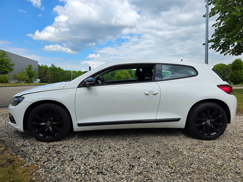 Volkswagen Scirocco 1.4 TSI sport AIRCO/cruise — photo 15