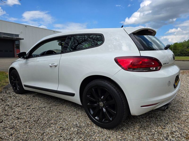 Volkswagen Scirocco 1.4 TSI sport AIRCO/cruise — photo 3
