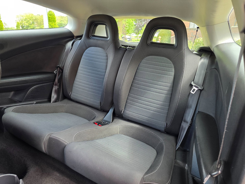 Volkswagen Scirocco 1.4 TSI sport AIRCO/cruise — photo 4