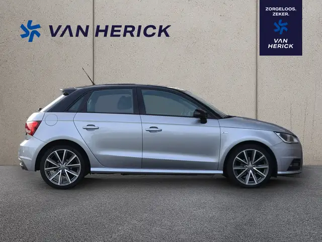 Audi A1 view 3