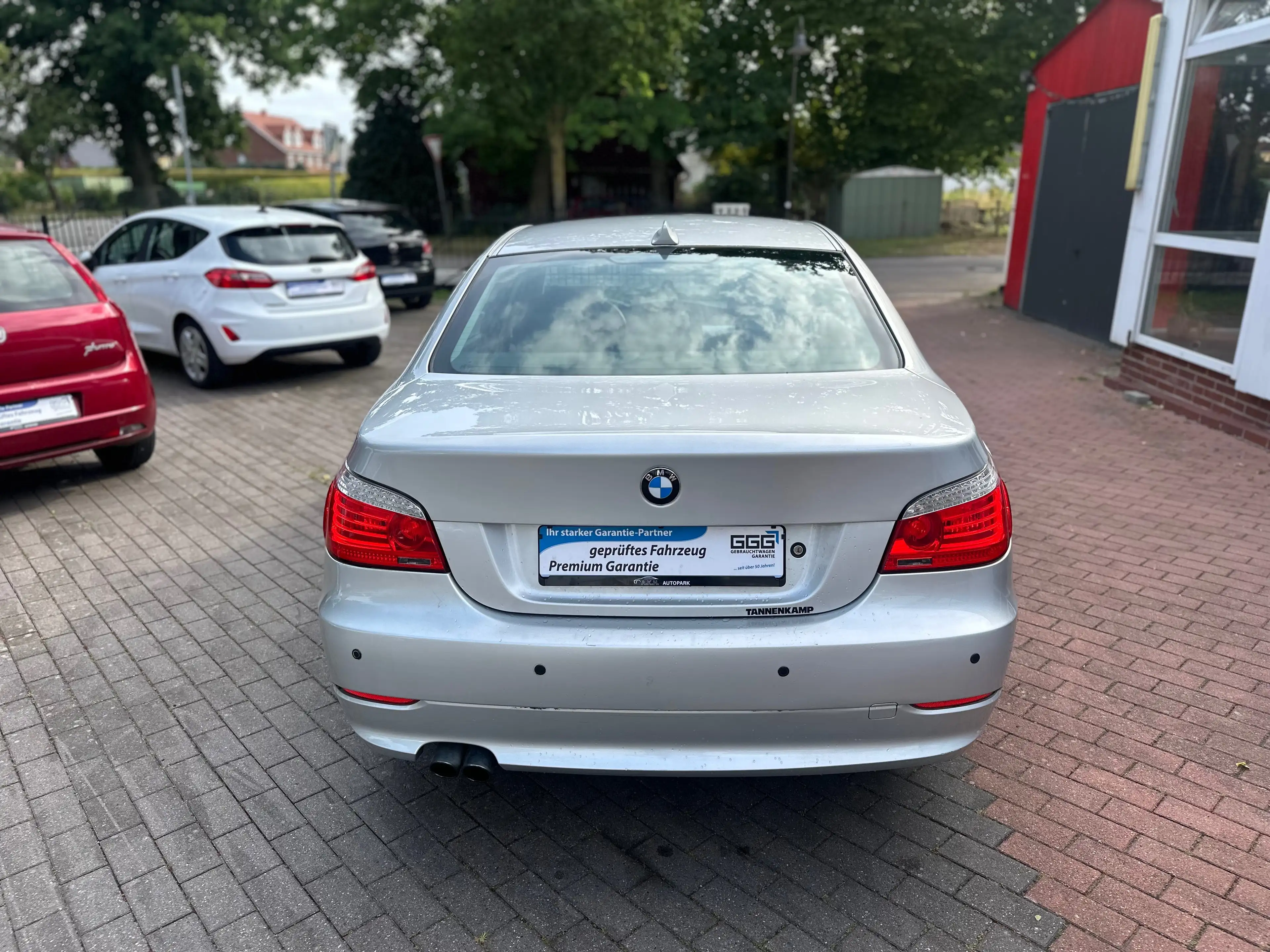 BMW 525 525i PDC*Klimaauto*Sitzheizung*TÜV&Service Neu — photo 8