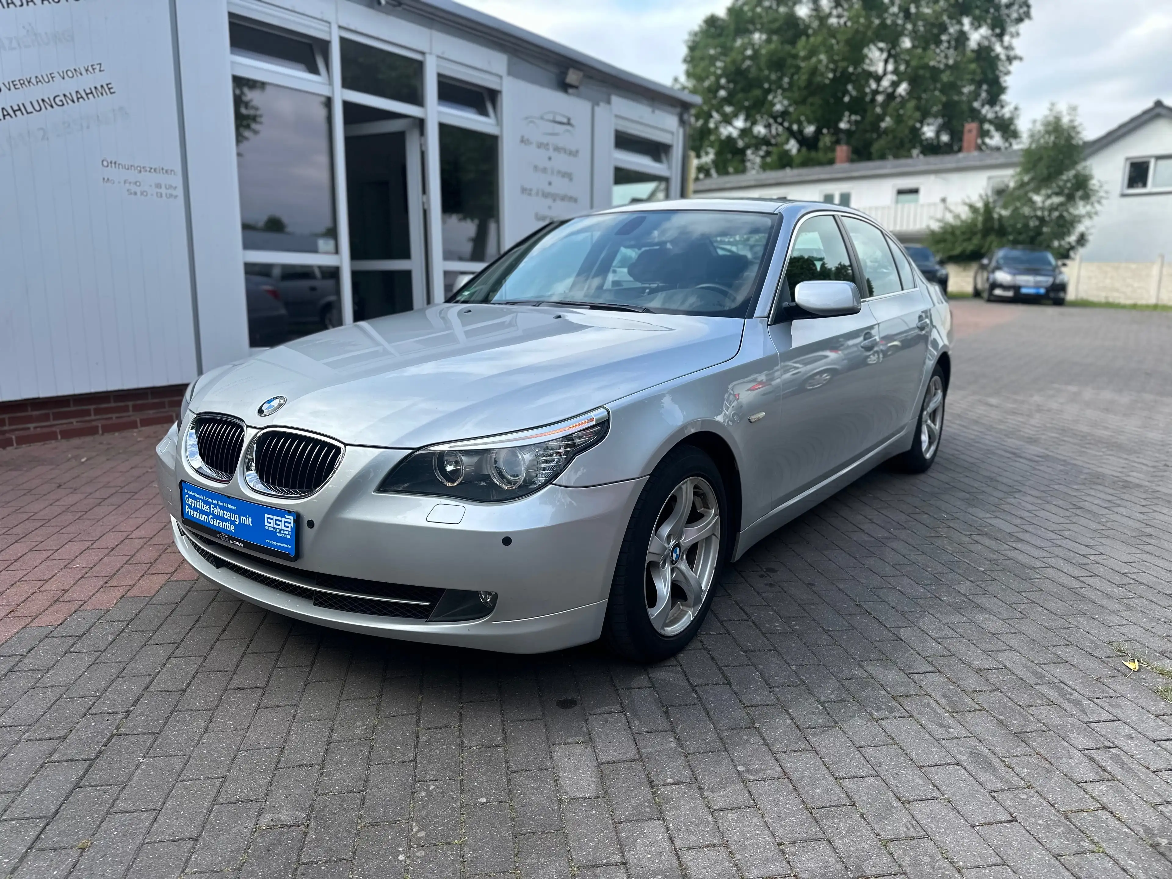 BMW 525 525i PDC*Klimaauto*Sitzheizung*TÜV&Service Neu