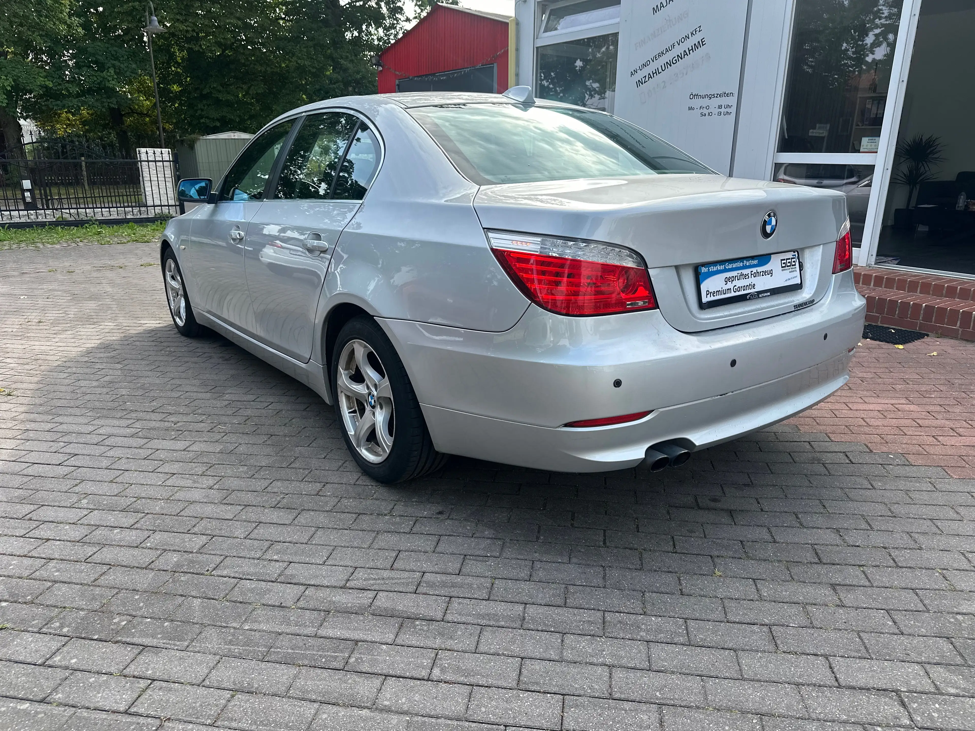 BMW 525 525i PDC*Klimaauto*Sitzheizung*TÜV&Service Neu — photo 9