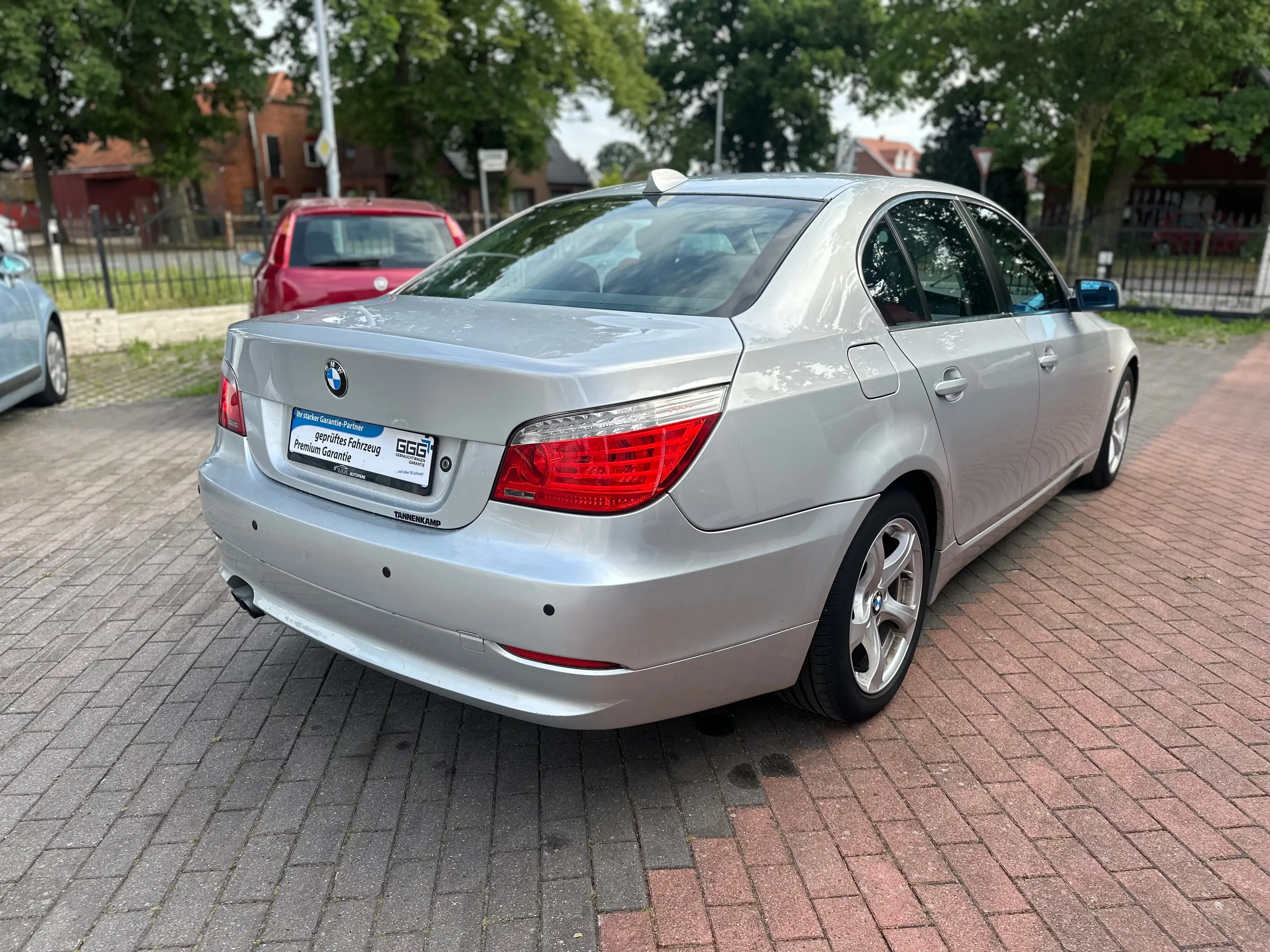 BMW 525 525i PDC*Klimaauto*Sitzheizung*TÜV&Service Neu — photo 6