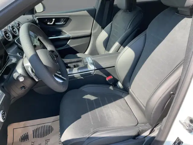 Mercedes-Benz C 220 d 4MATIC T-Modell Österreich-Edition SpurW Ansicht 8