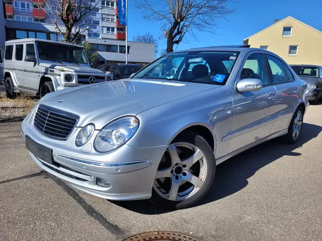 Mercedes-Benz E 320 CDI 4Matic *Automatik/Allrad/Vollleder*