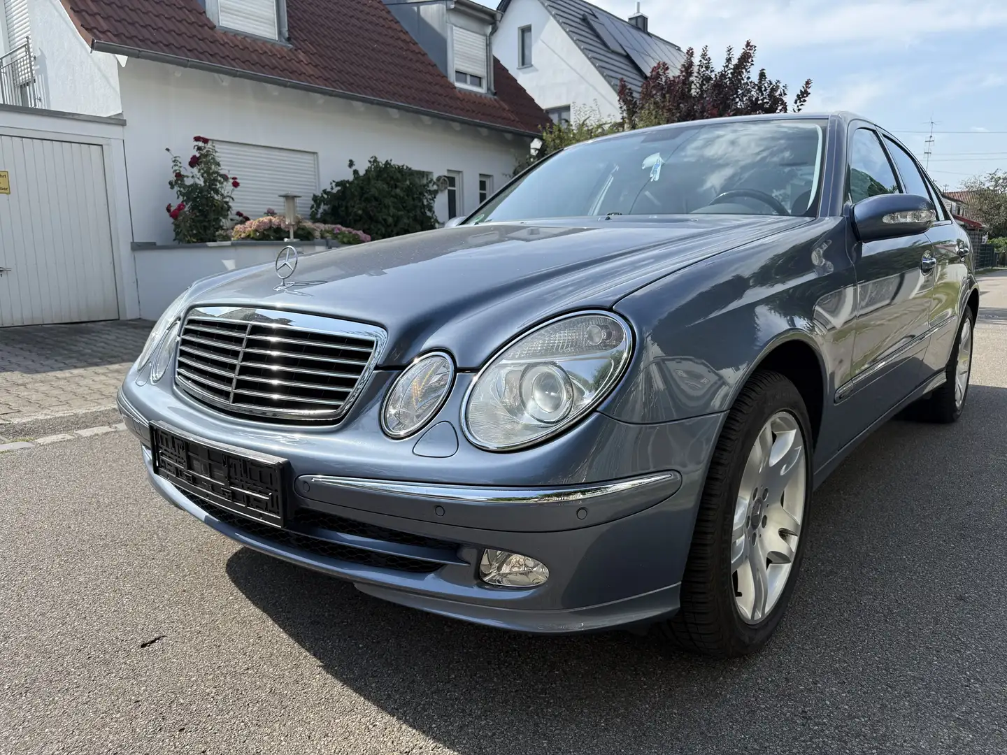 Mercedes-Benz E 500 E-Klasse 7G-TRONIC Avantgarde-49.000 KM-TÜV NEU Blau - 1