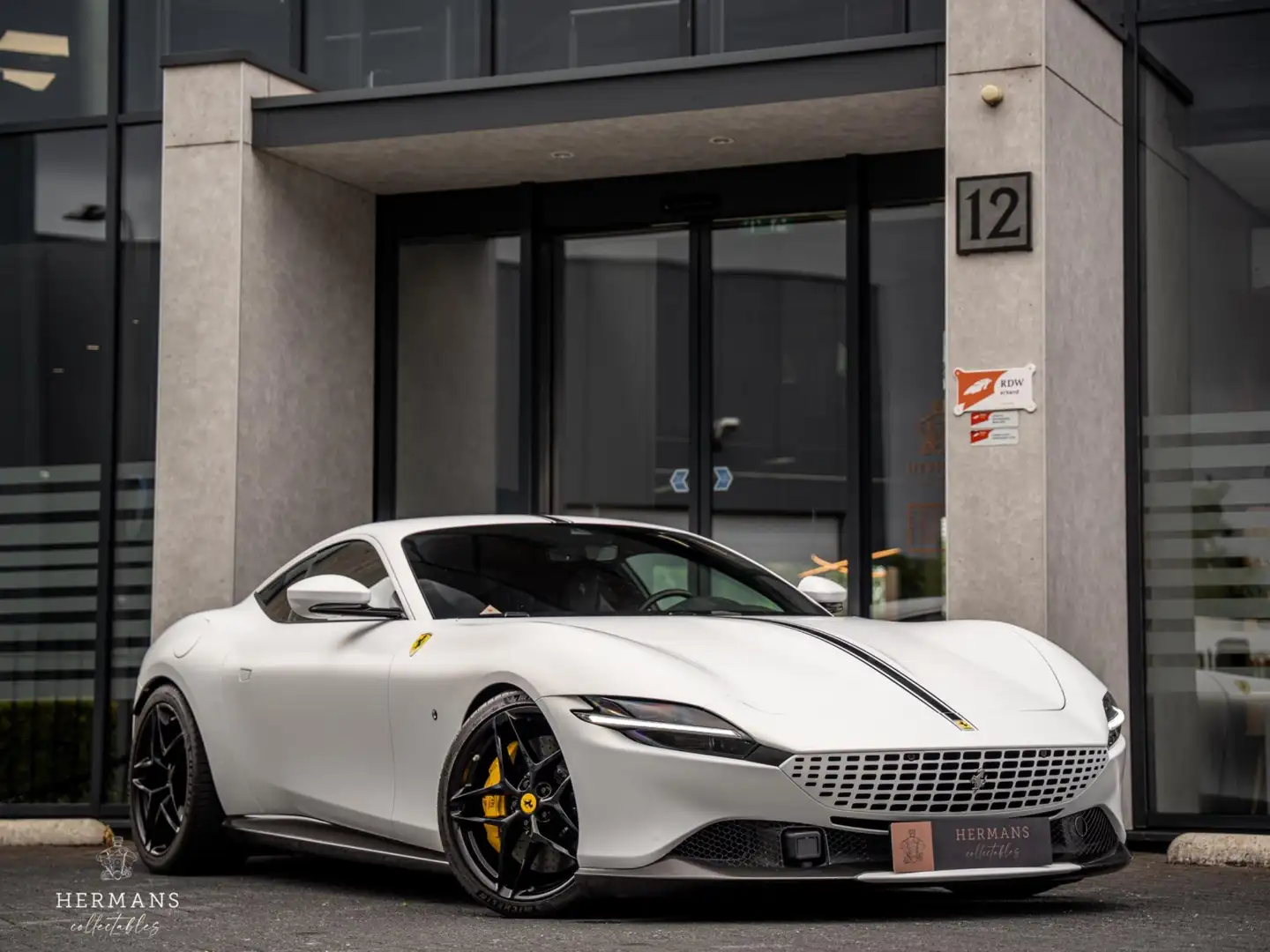 Ferrari Roma 3.9 V8 HELE / Extended warranty / Carbon / ADAS Šedá - 1