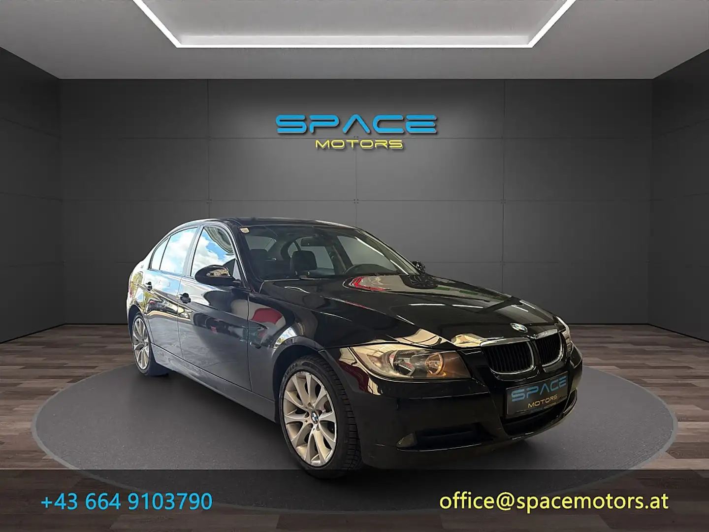 BMW 318 i Österreich-Paket Schwarz - 1