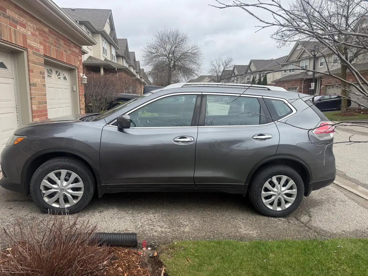 Nissan Rogue снимка Nissan Rogue