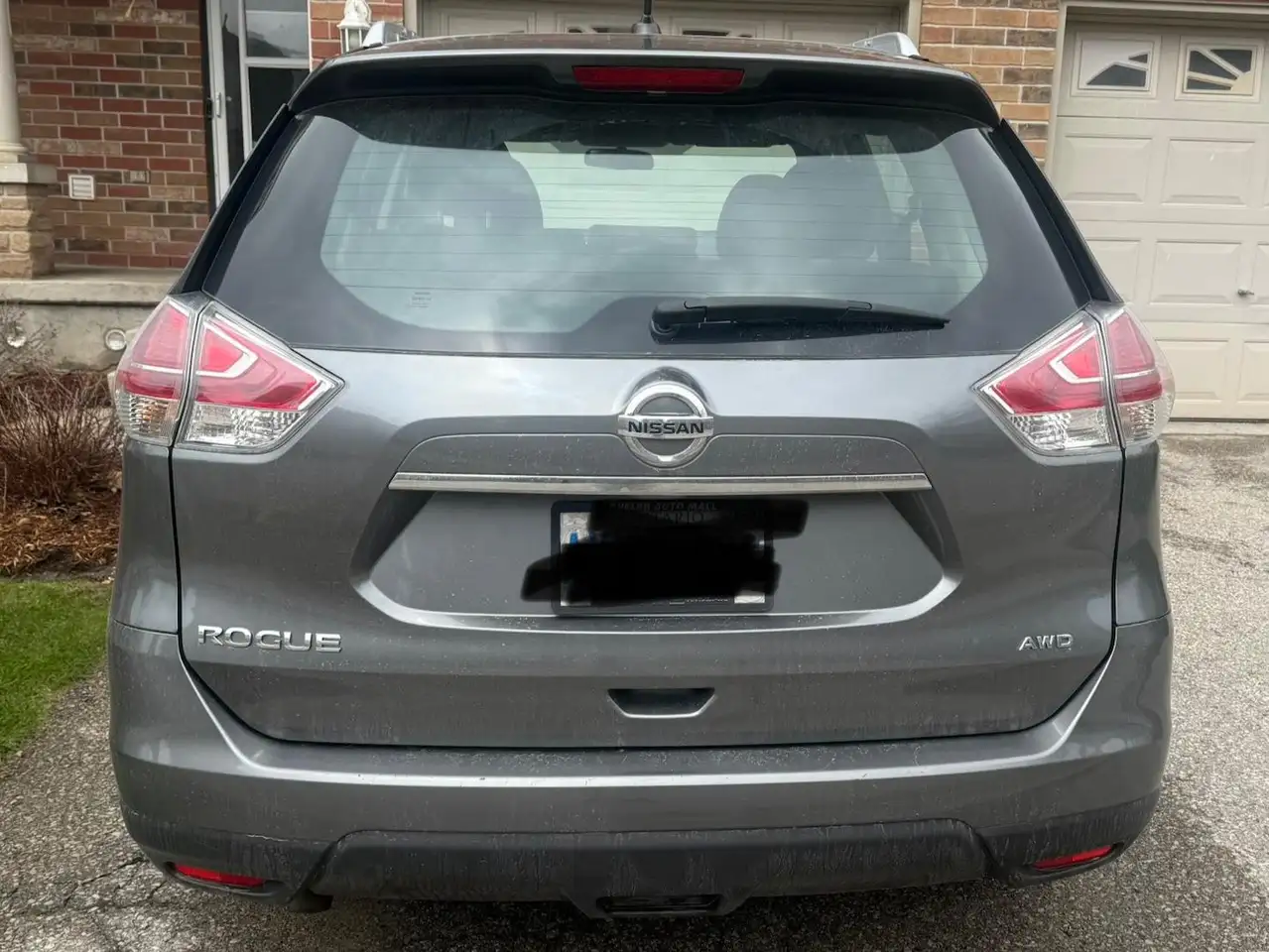 Nissan Rogue снимка Nissan Rogue