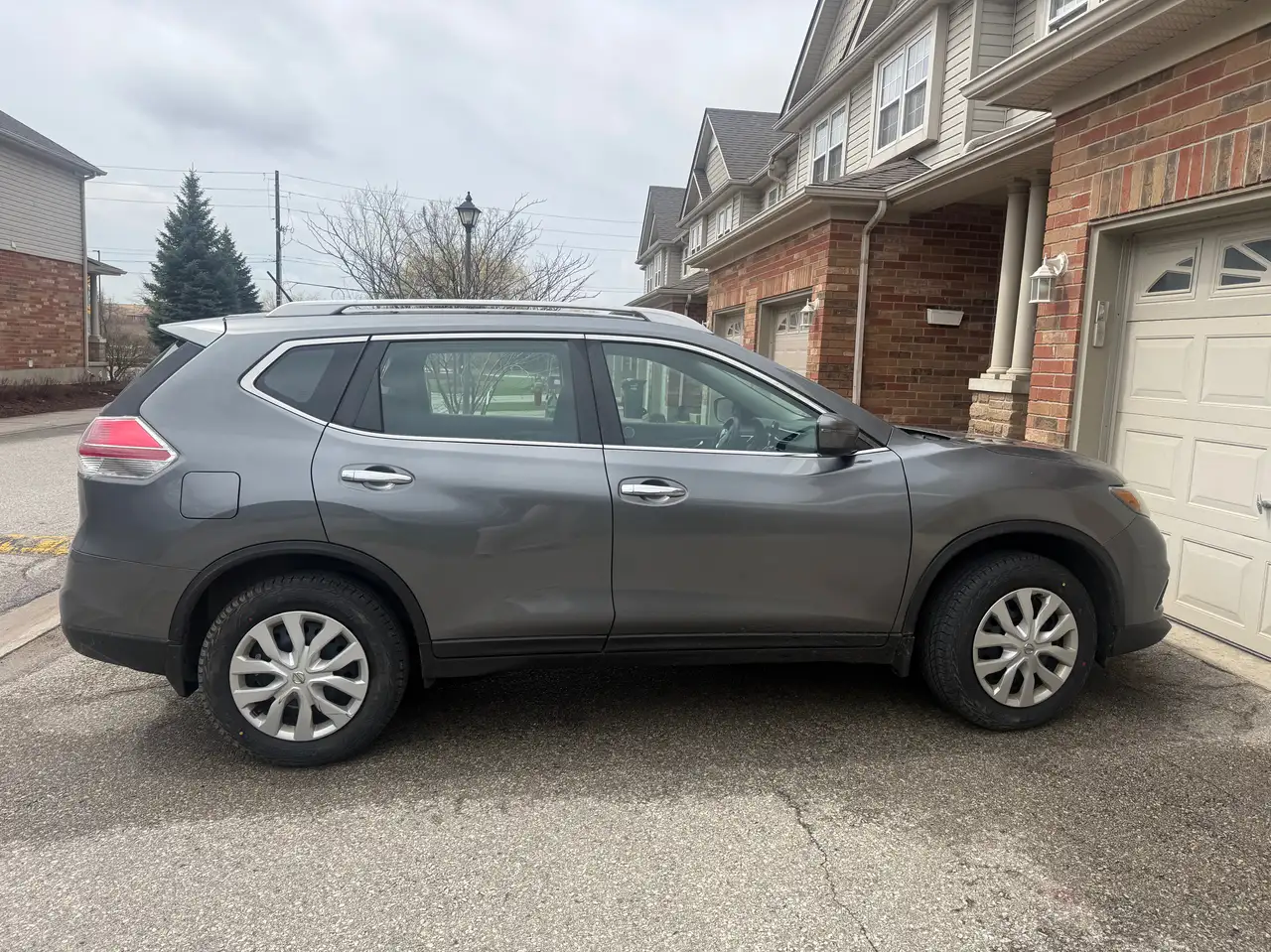 Nissan Rogue снимка Nissan Rogue