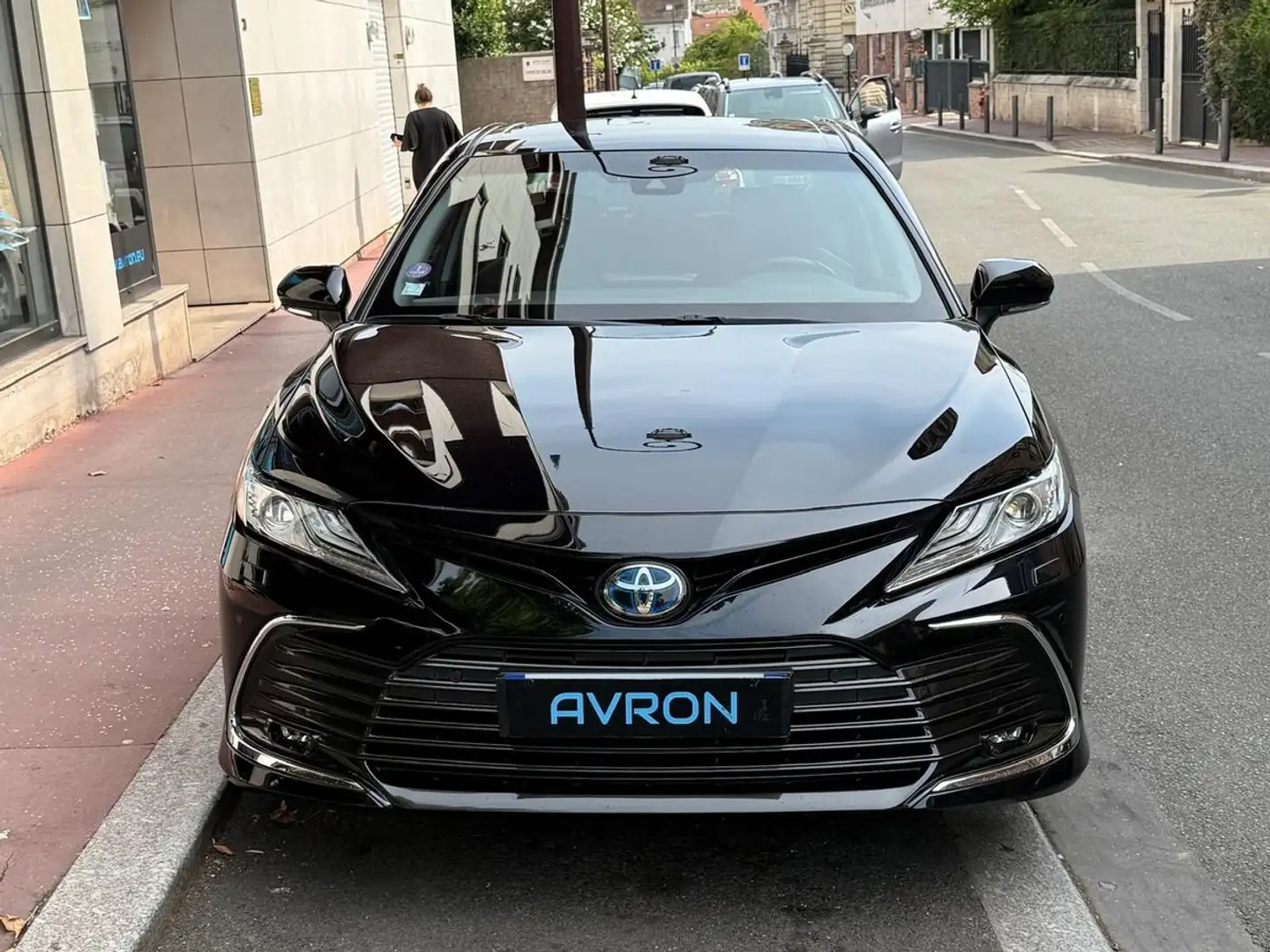 Toyota Camry VIII 2.5 HYBRID 2WD USINESS EXECUTIVE STAGE ACADEM Schwarz - 2