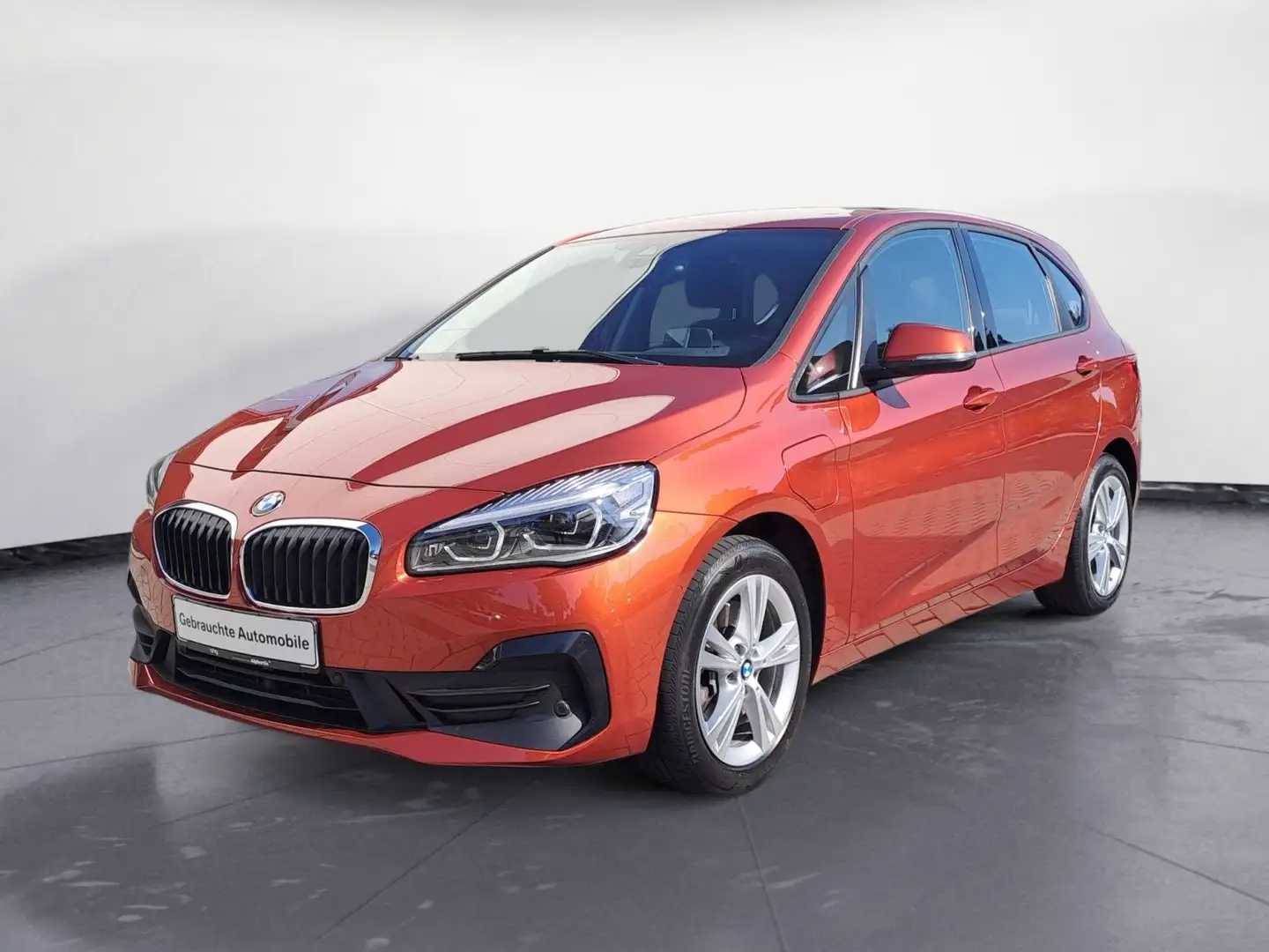 BMW 225 225xe Active Tourer iPerformance Steptronic Adva Оранжевий - 2