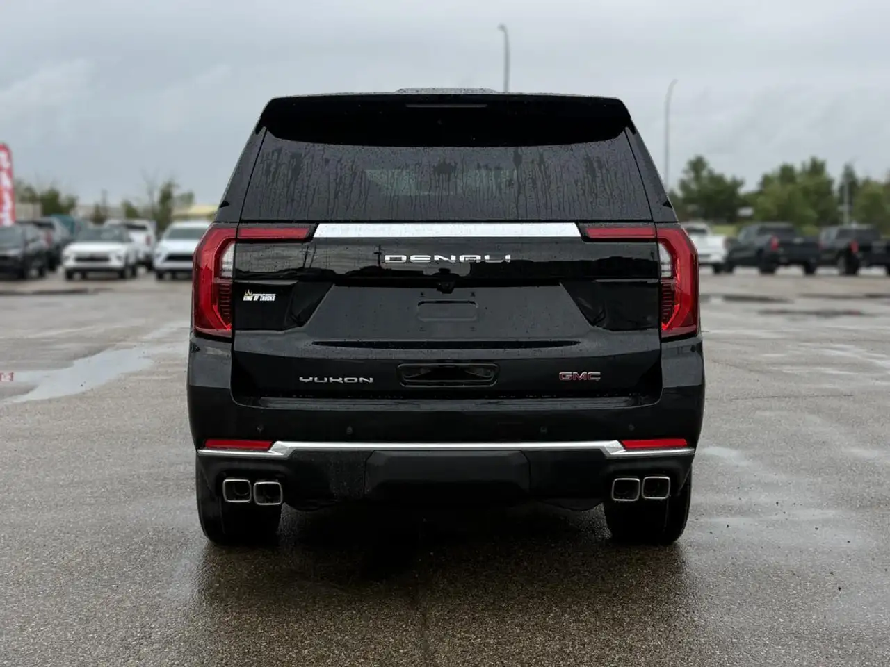 GMC Yukon снимка GMC Yukon