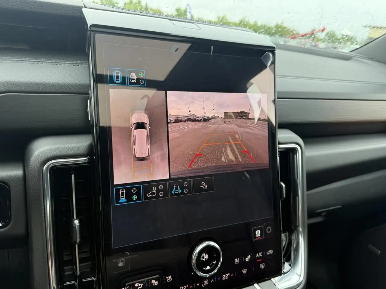 GMC Yukon снимка GMC Yukon