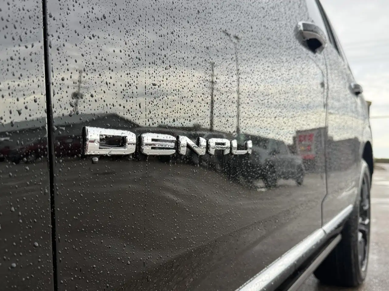 GMC Yukon снимка GMC Yukon