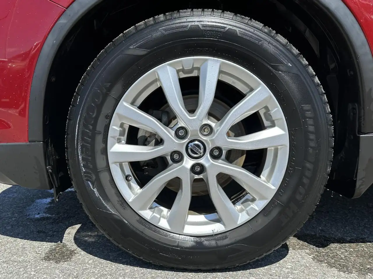 Nissan Rogue снимка Nissan Rogue