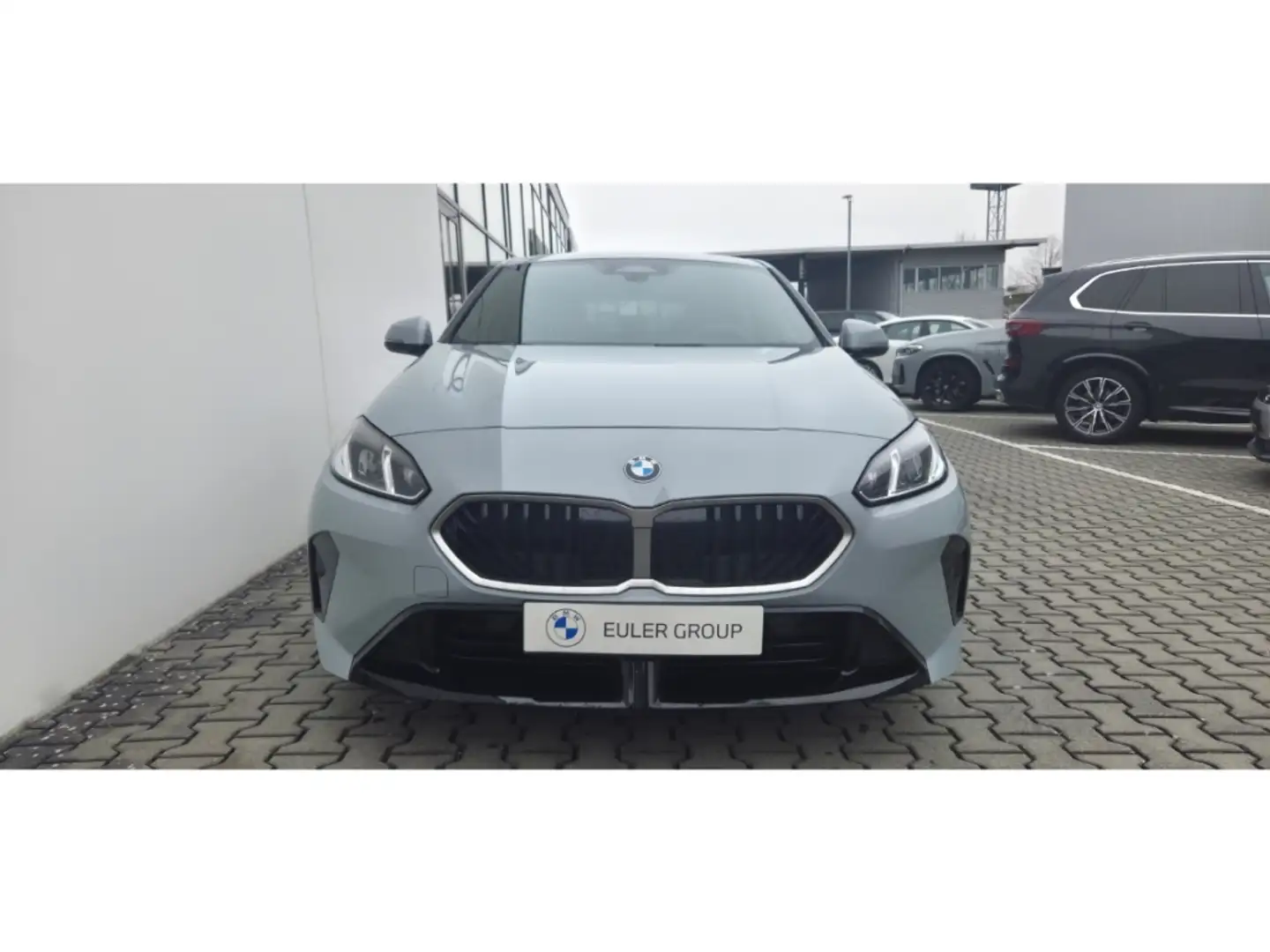 BMW 120 i M-Sport Sommer18'' Pano H/K Ad-M-Fw. AdLED DA+ P Grau - 2
