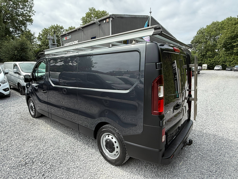 Renault Trafic 2.0 dCi L2H1 - EURO 6d - BOITE AUTOMATIQUE - 145 CHVX - A VOIR - — photo 4